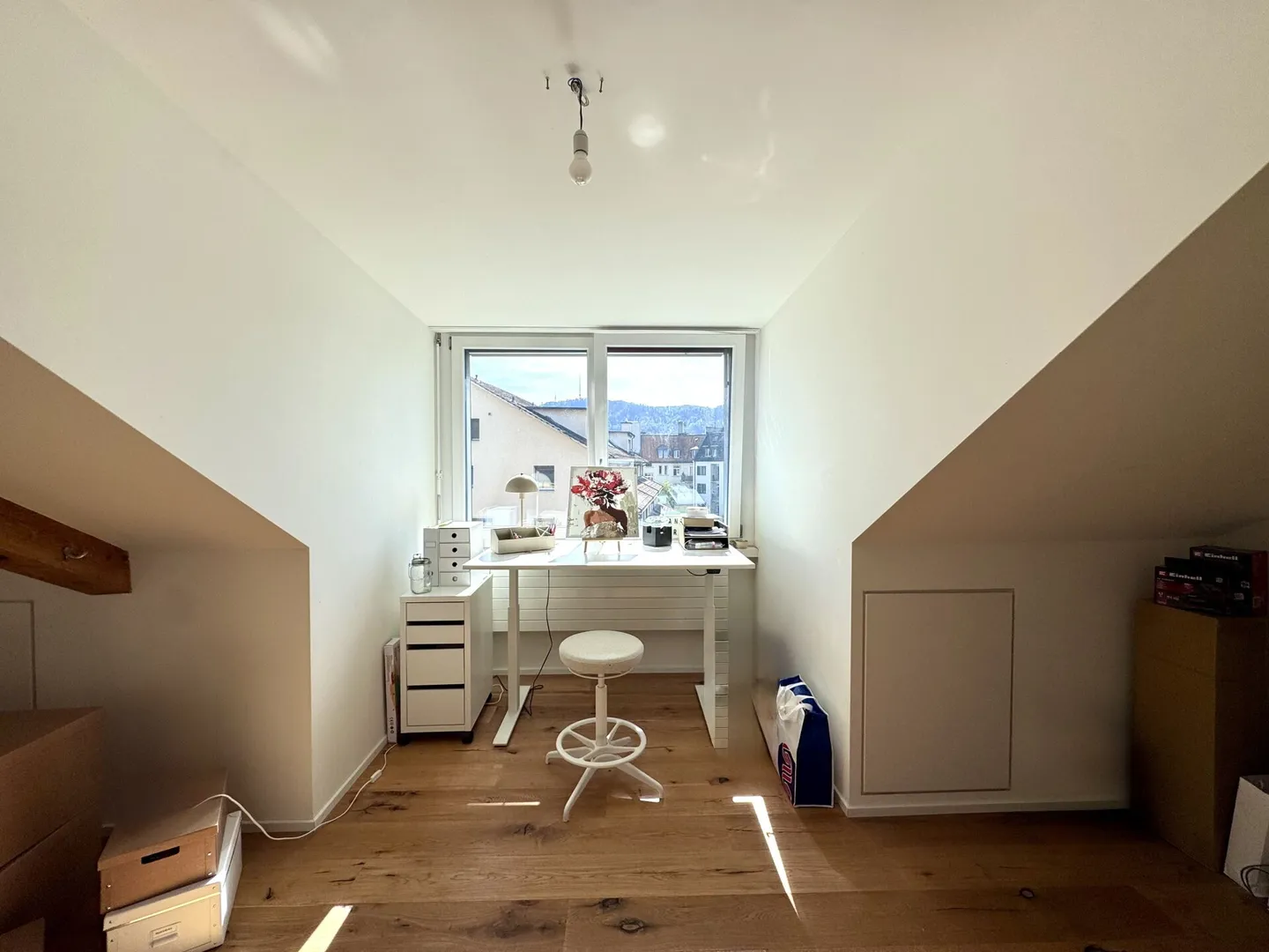 Spacieux Duplex de 3½ Pièces de 150 m² avec Balcon et 2 Salles de Bain à Albisriederplatz - Photo 11 sur 15