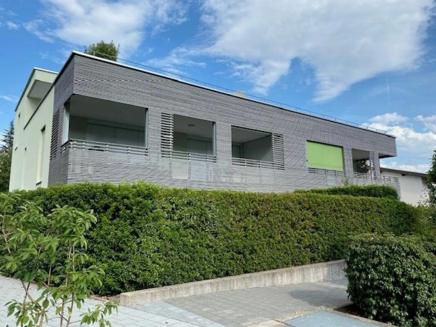 APPARTAMENTO MODERNO AL PIANO TERRA CON GIARDINO - Foto 1 di 12