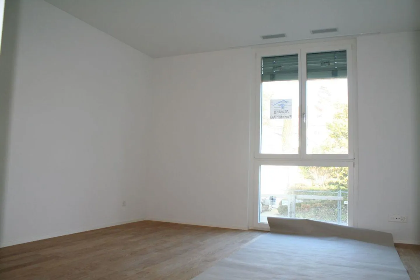 APPARTAMENTO MODERNO AL PIANO TERRA CON GIARDINO - Foto 4 di 12