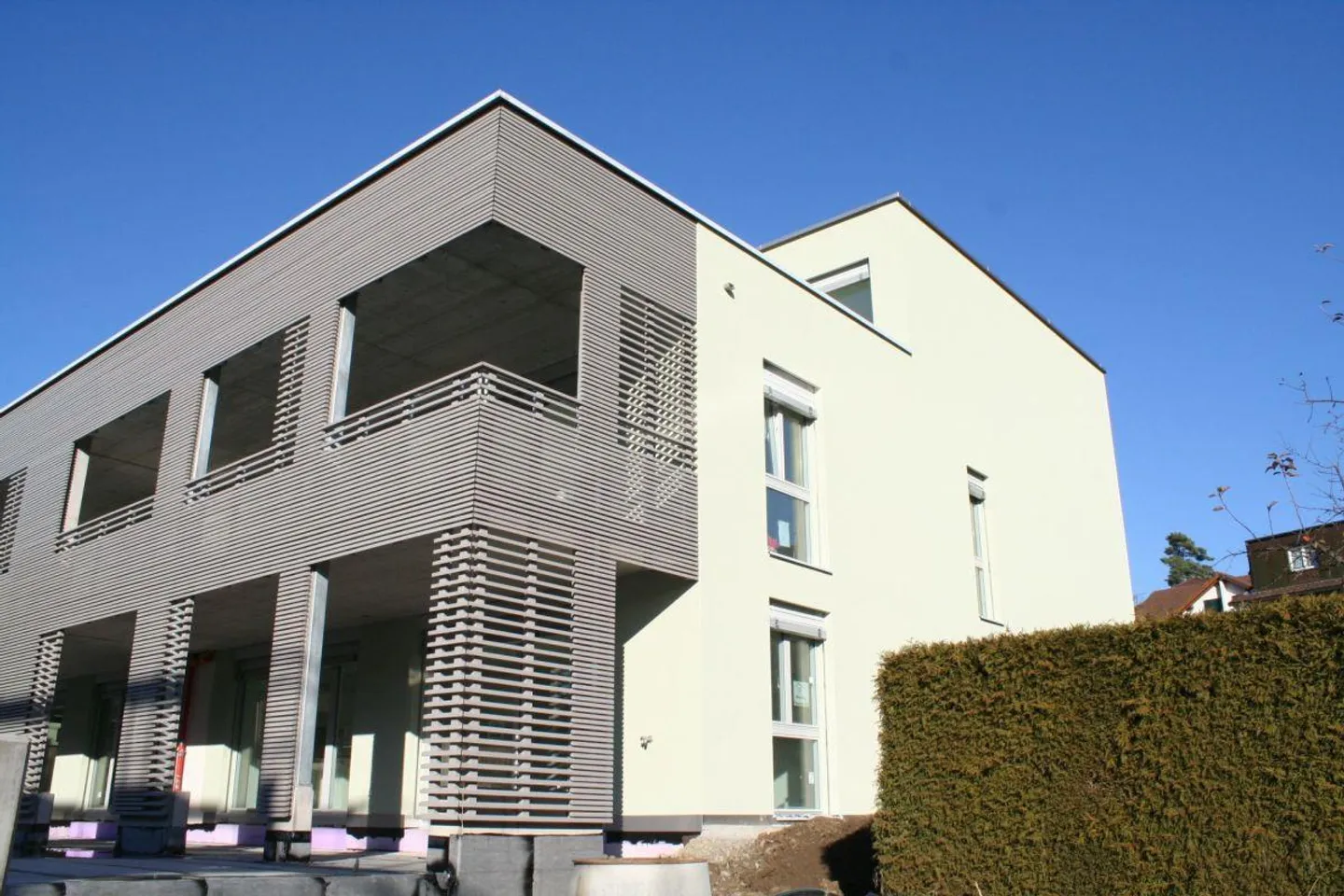 APPARTAMENTO MODERNO AL PIANO TERRA CON GIARDINO - Foto 10 di 12