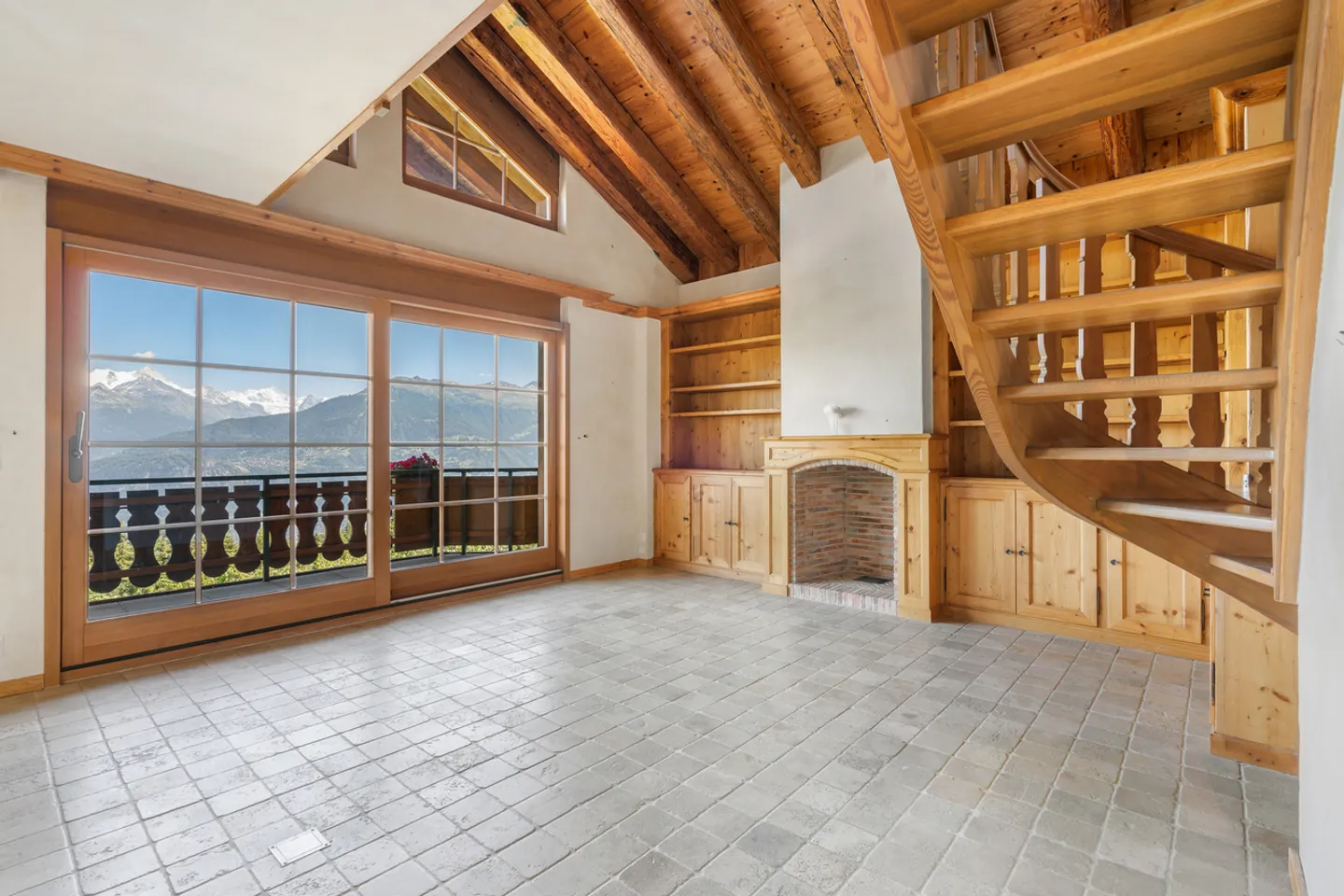 Wohnung kaufen - Foto 2 von 4