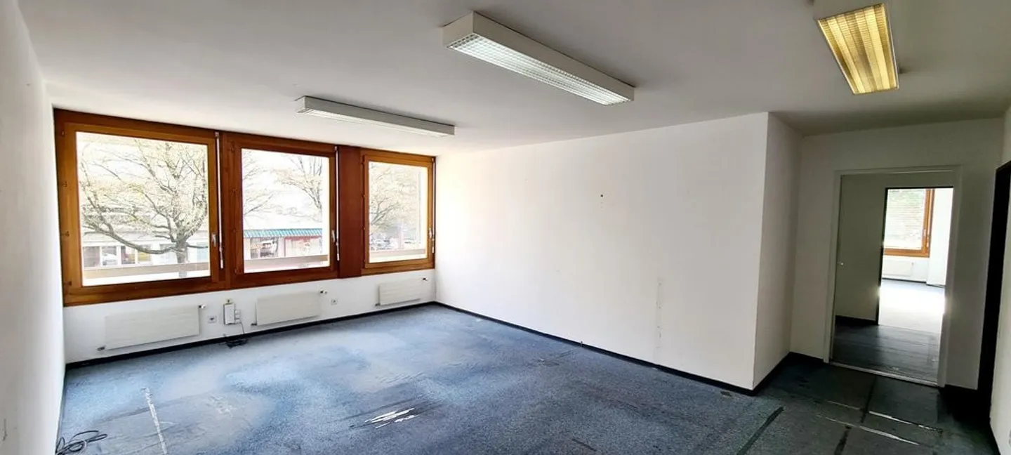 Mischgenutztes Gebäude mieten - Foto 12 von 16