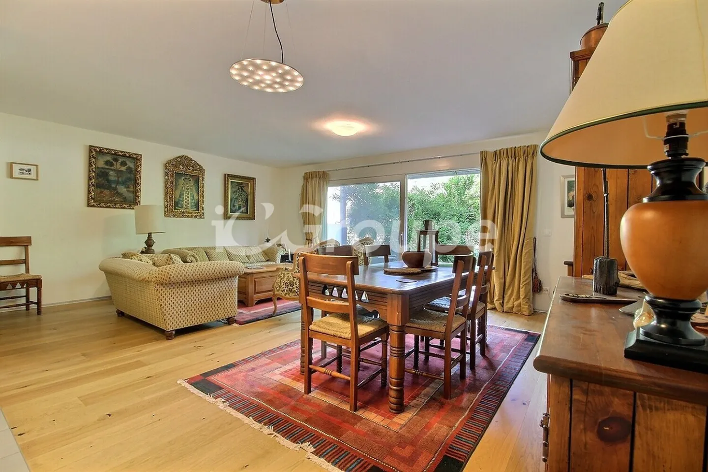 Wohnung kaufen - Foto 1 von 11