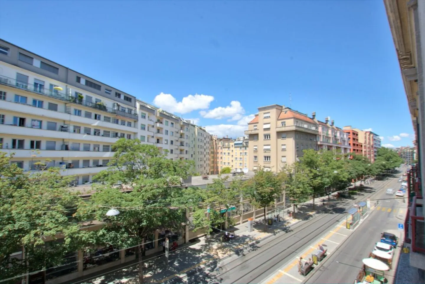 Charming Apartment in Central Location - Photo 6 of 6