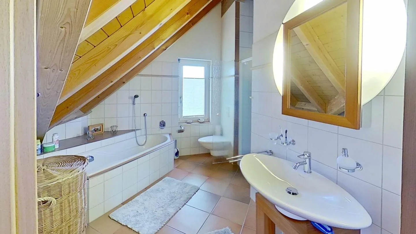 Attraktives Haus in familienfreundlichen Quartier - Foto 10 von 13