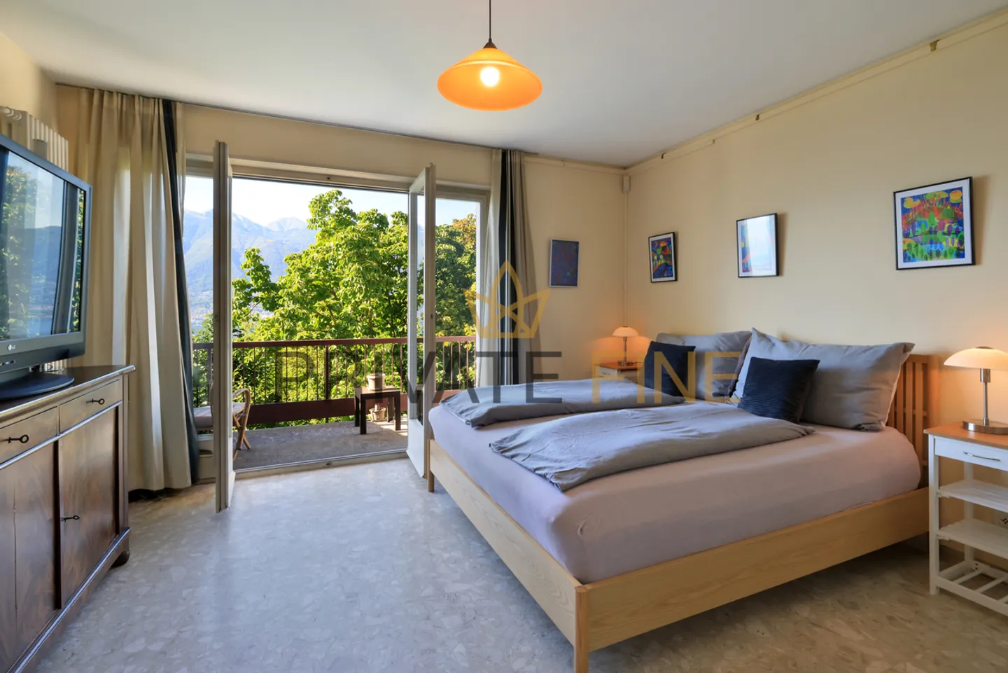 Villa mit Seesicht und Garten - Foto 17 von 23