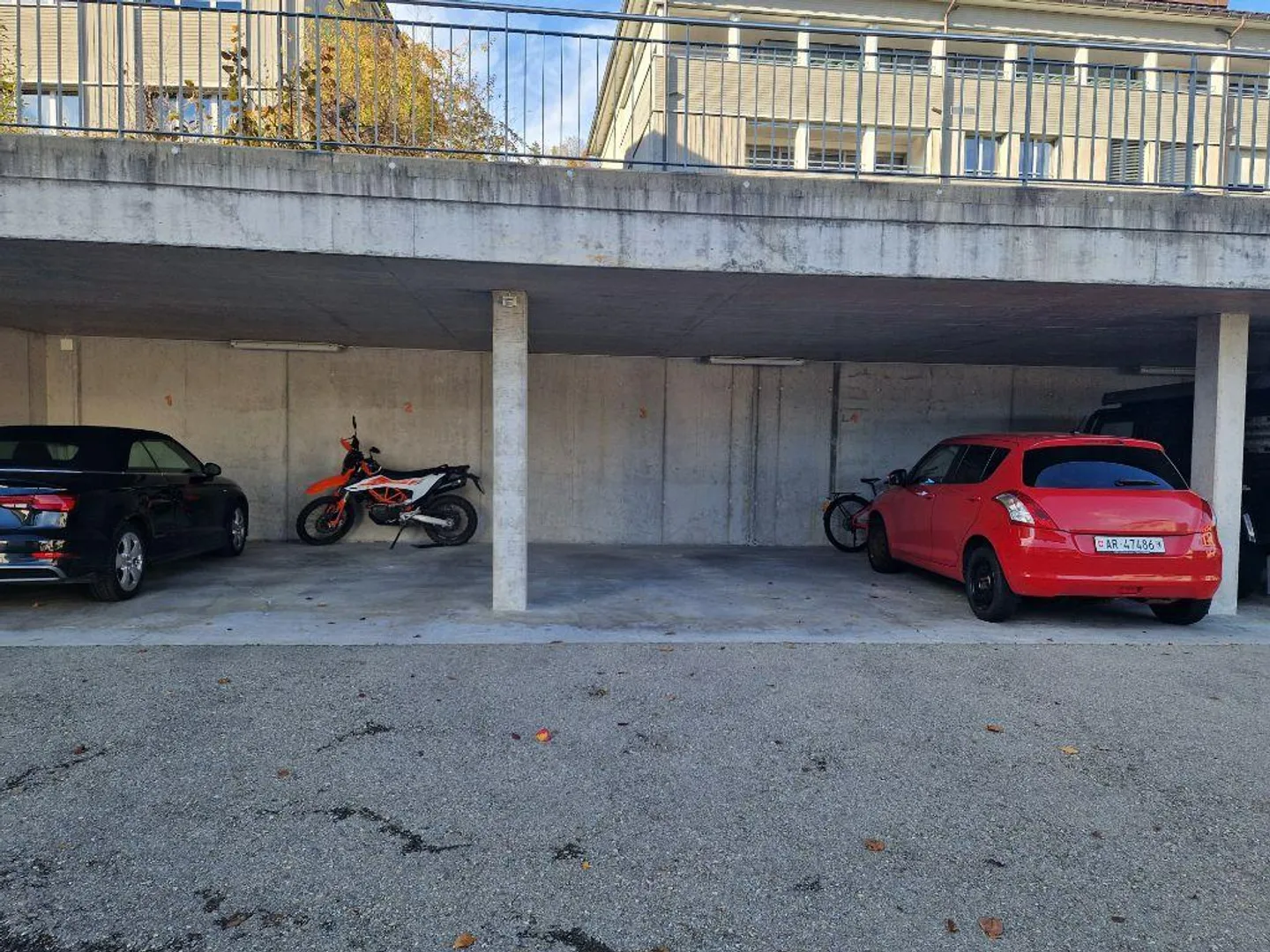 Outdoor parking space for rent - Photo 6 of 6