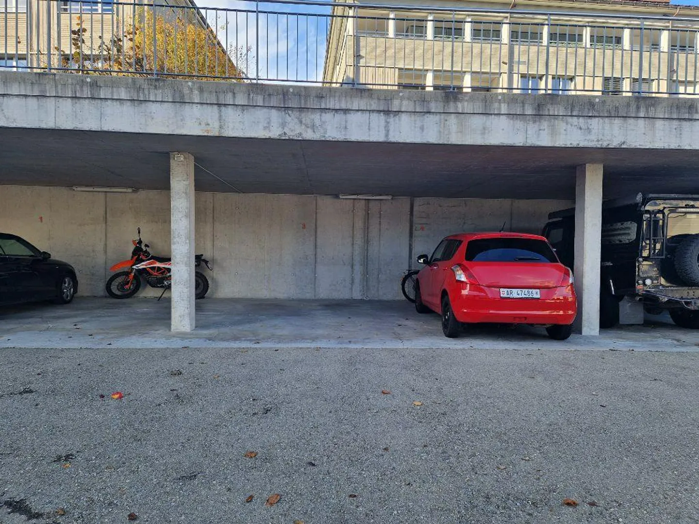 Outdoor parking space for rent - Photo 1 of 6