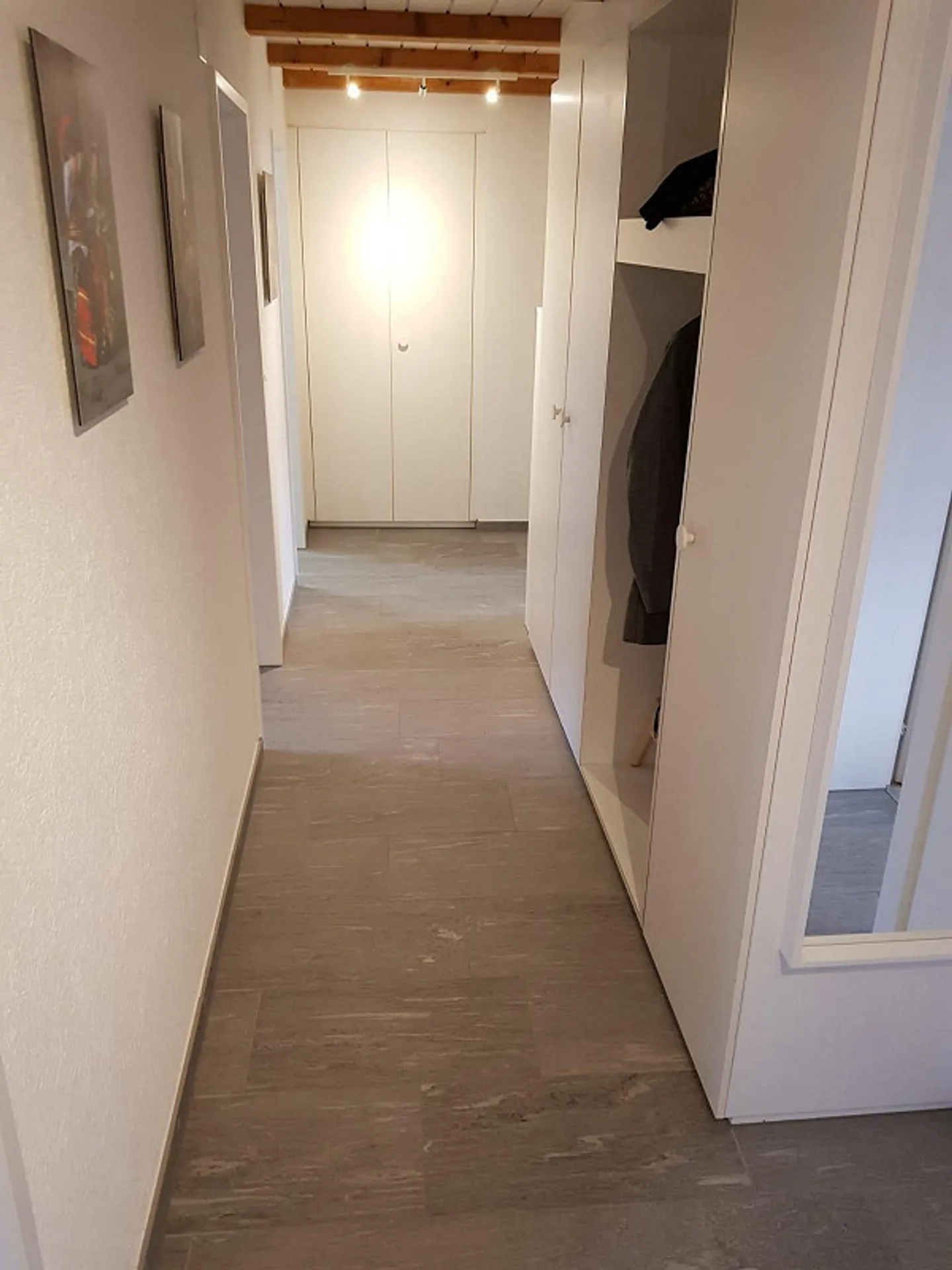 Magnifique appartement de 4 pièces au cœur de Lengnau avec balcon - Photo 6 sur 9