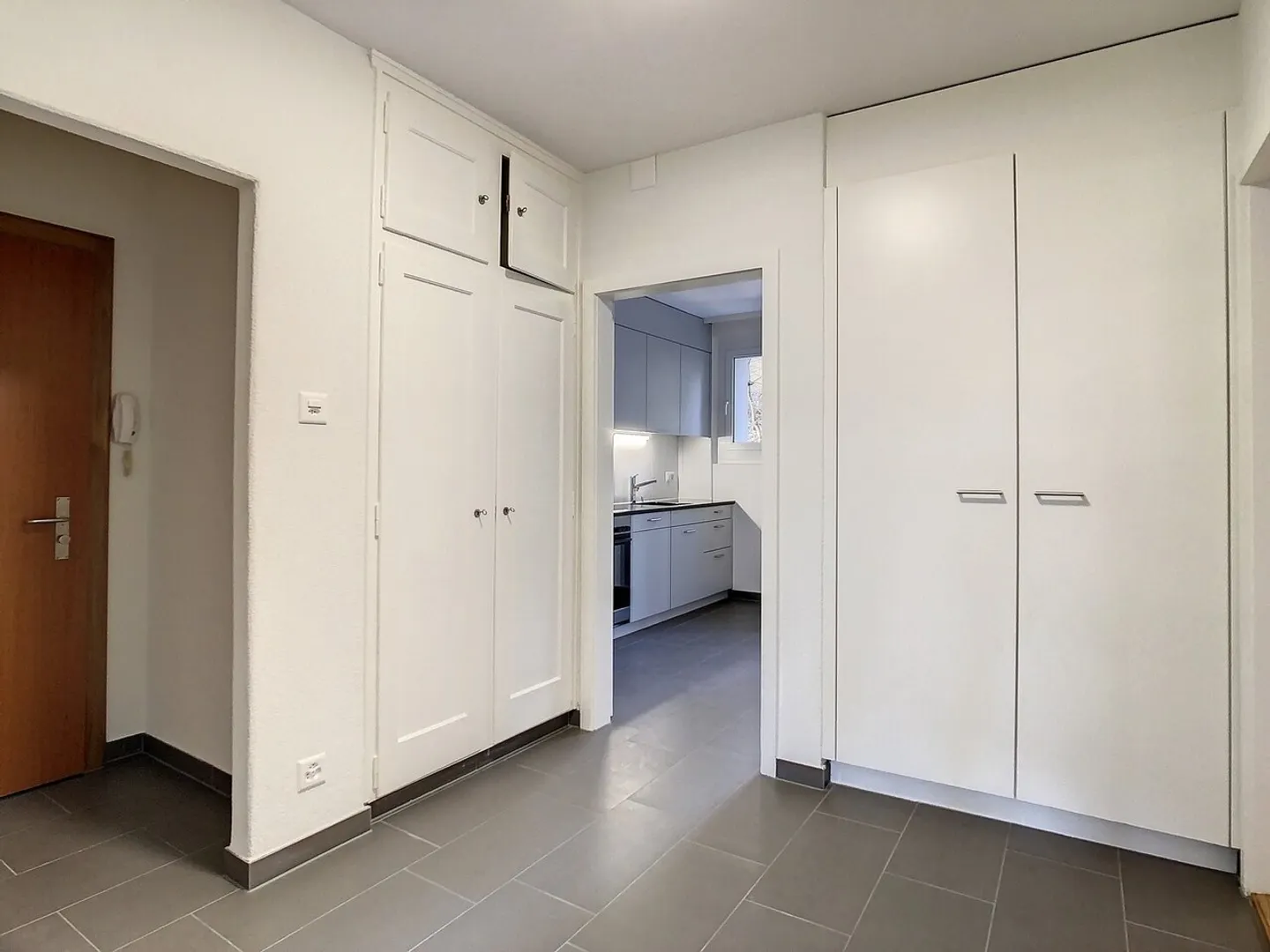 Charmant appartement à Fribourg - Photo 6 sur 8