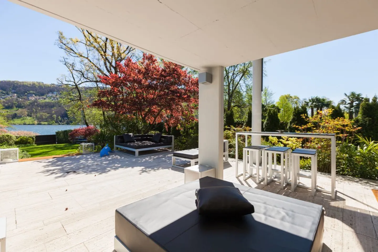 Luxury Villa by Lake Lugano - Photo 7 of 24