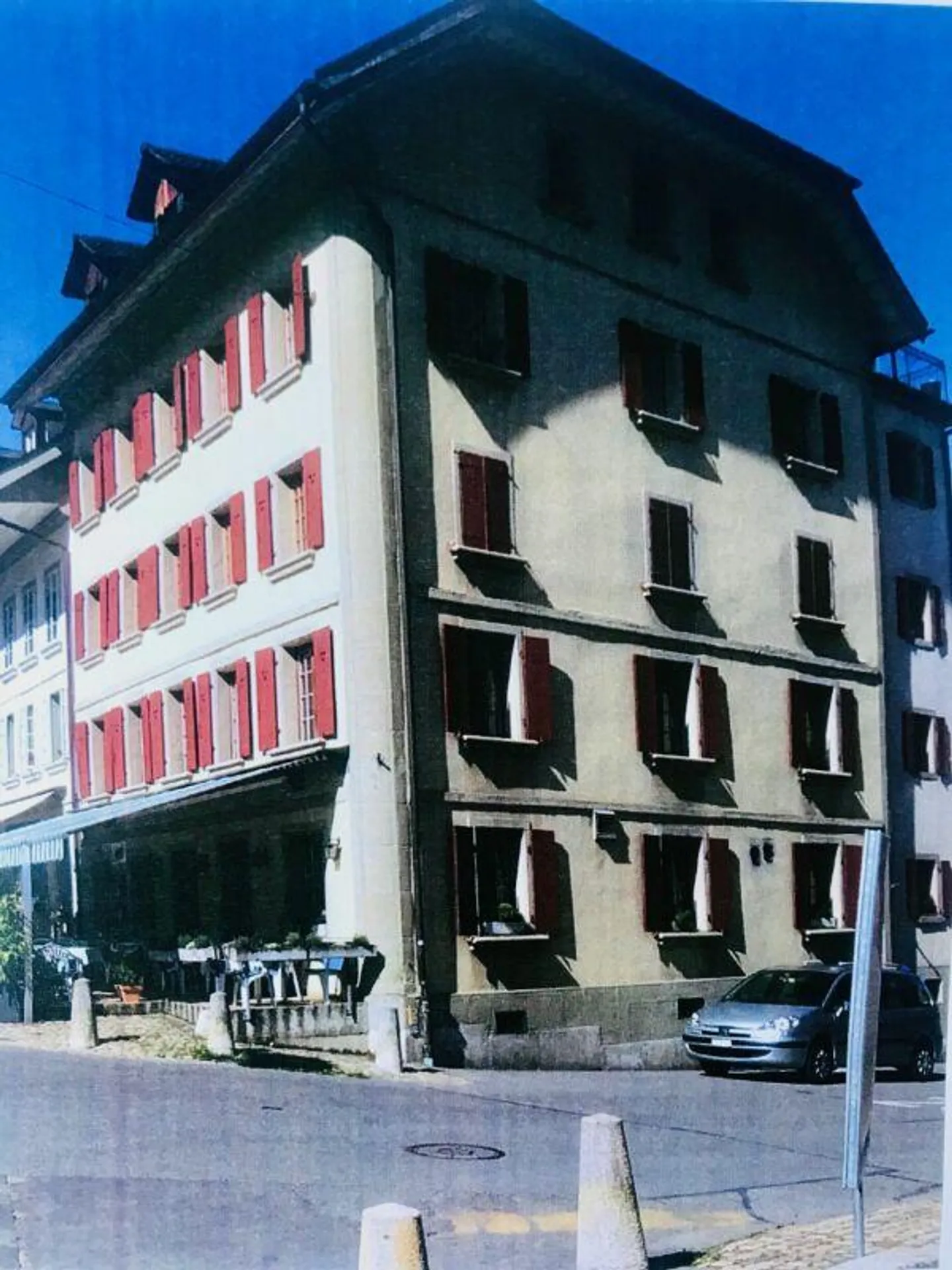 Ristorante EG e 1° piano con posti a sedere all'aperto - Foto 2 di 8