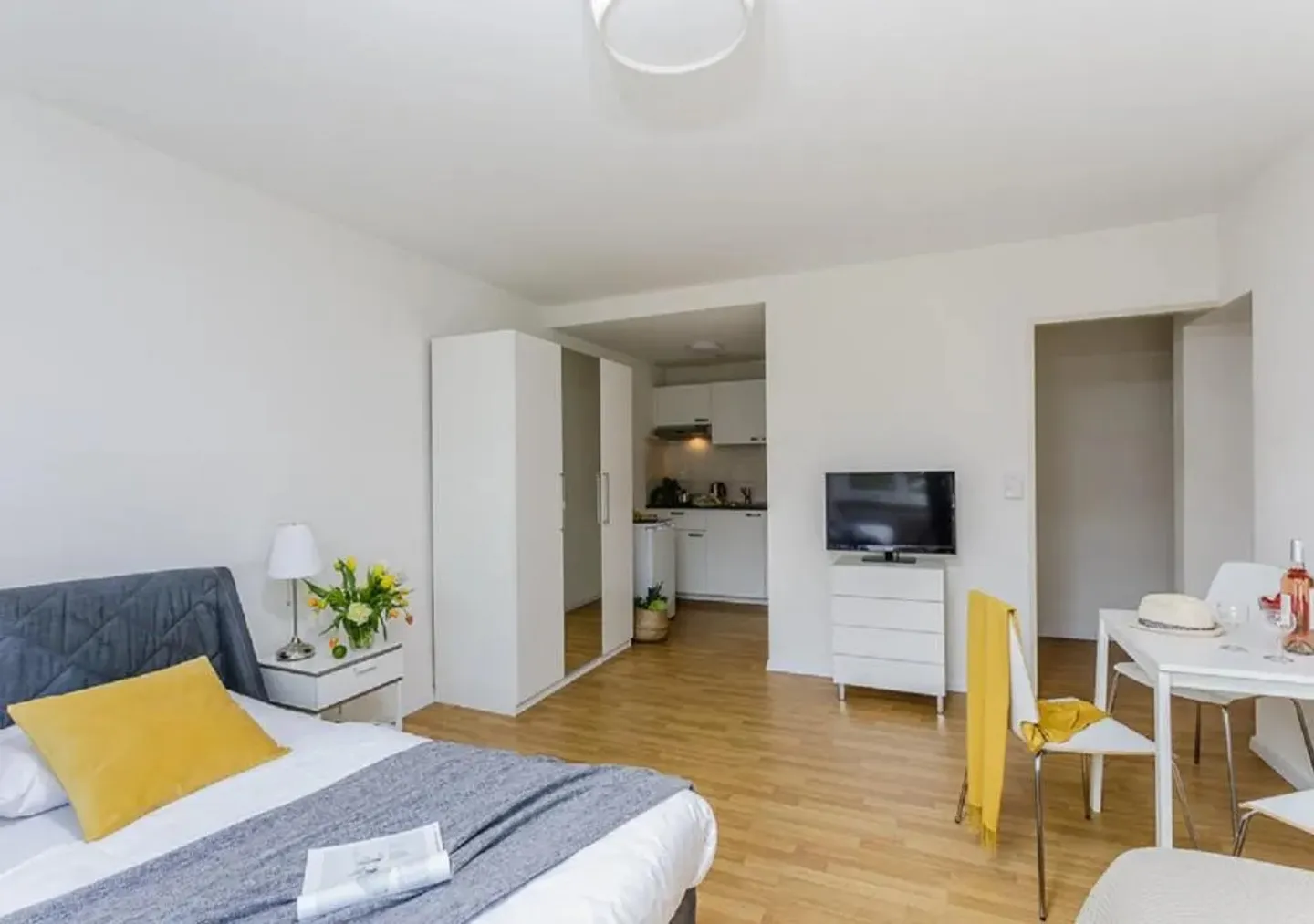 Appartement à louer - Photo 3 sur 10