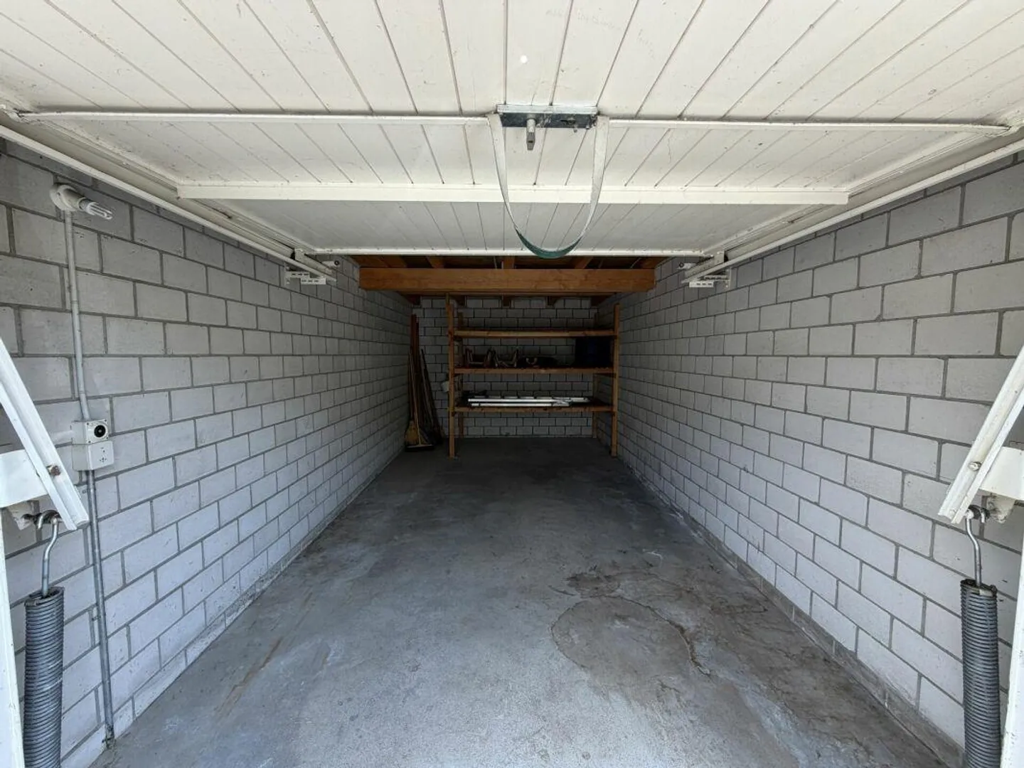 Row corner single-family house with separate garage box in a quiet and sunny village location - Photo 8 of 8