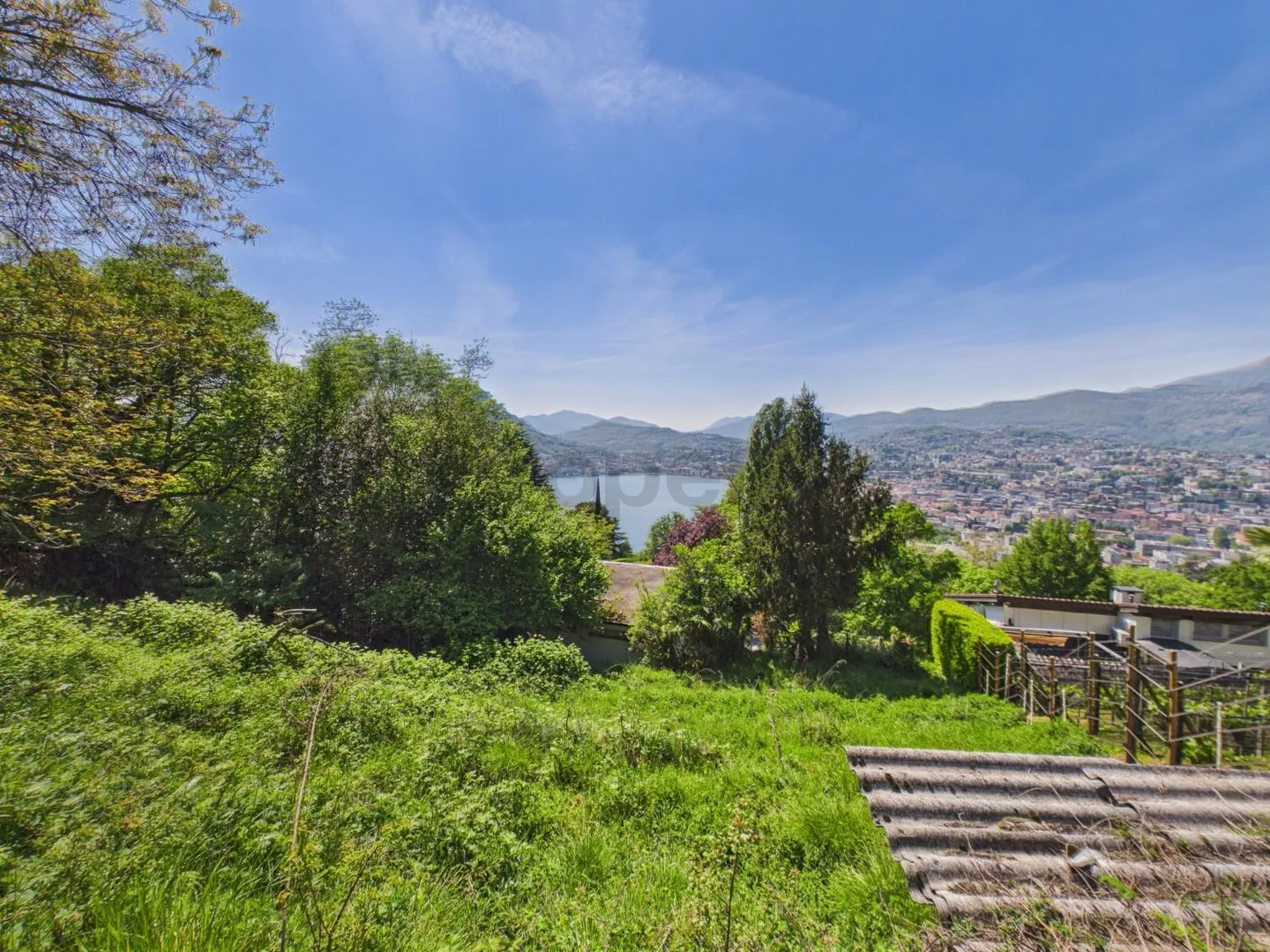 Geräumiges Baugrundstück mit Seeblick in ruhiger Lage, Viganello - Foto 1 von 11