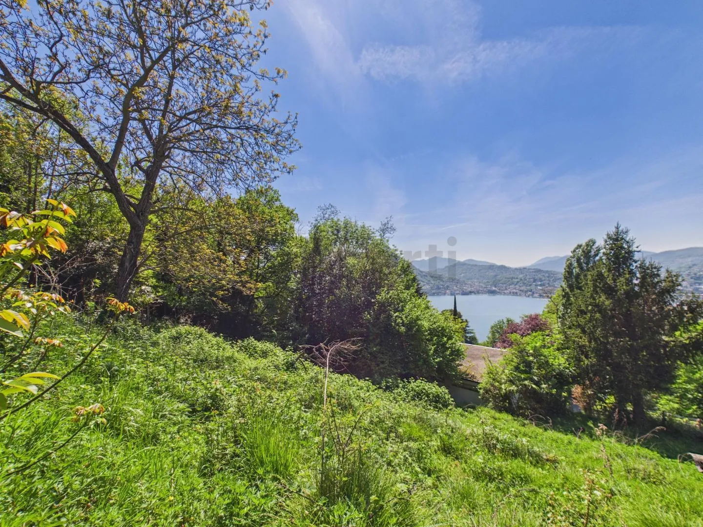Geräumiges Baugrundstück mit Seeblick in ruhiger Lage, Viganello - Foto 2 von 11