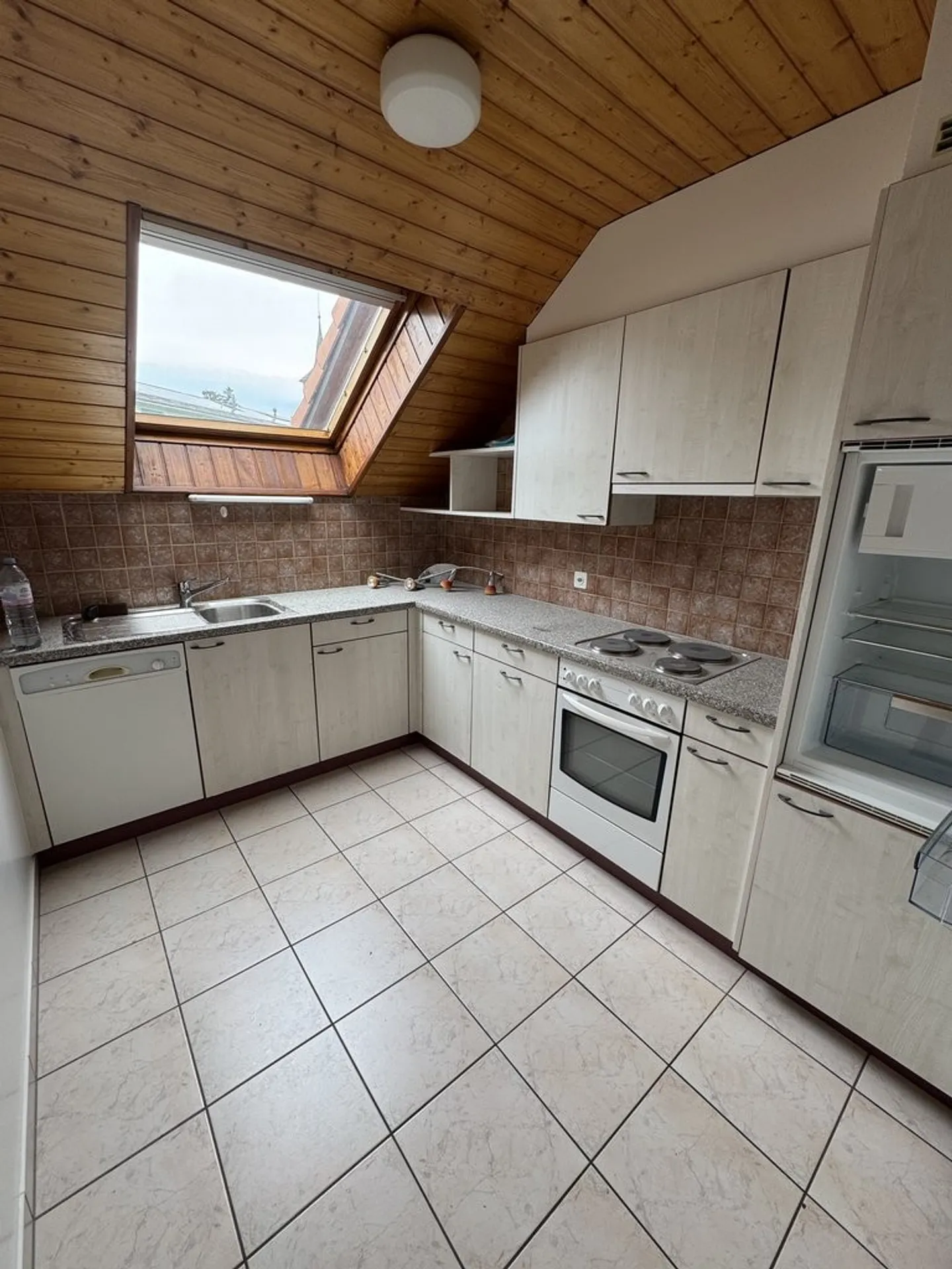 PREMIER LOYER NET OFFERT ! - Photo 2 sur 6