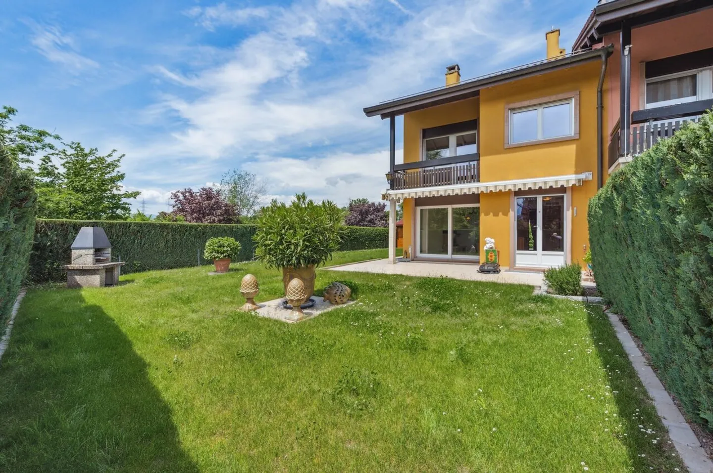 Casa a schiera in vendita - Foto 2 di 17