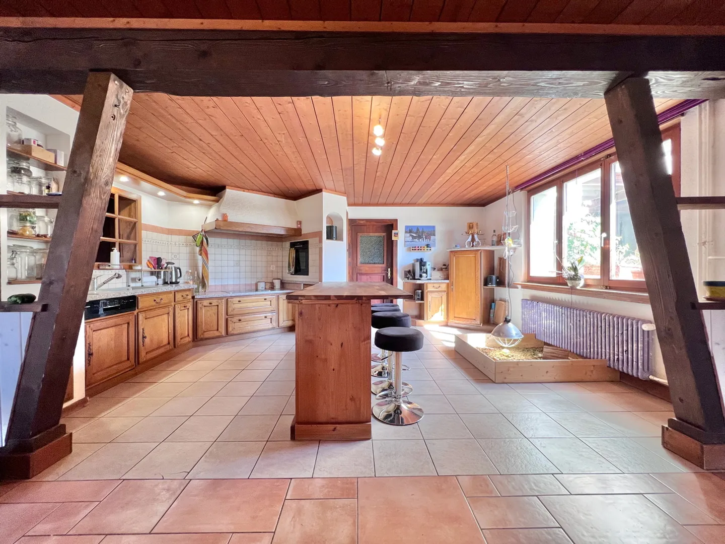 Old farmhouse transformed into an equestrian farm - Photo 13 of 13