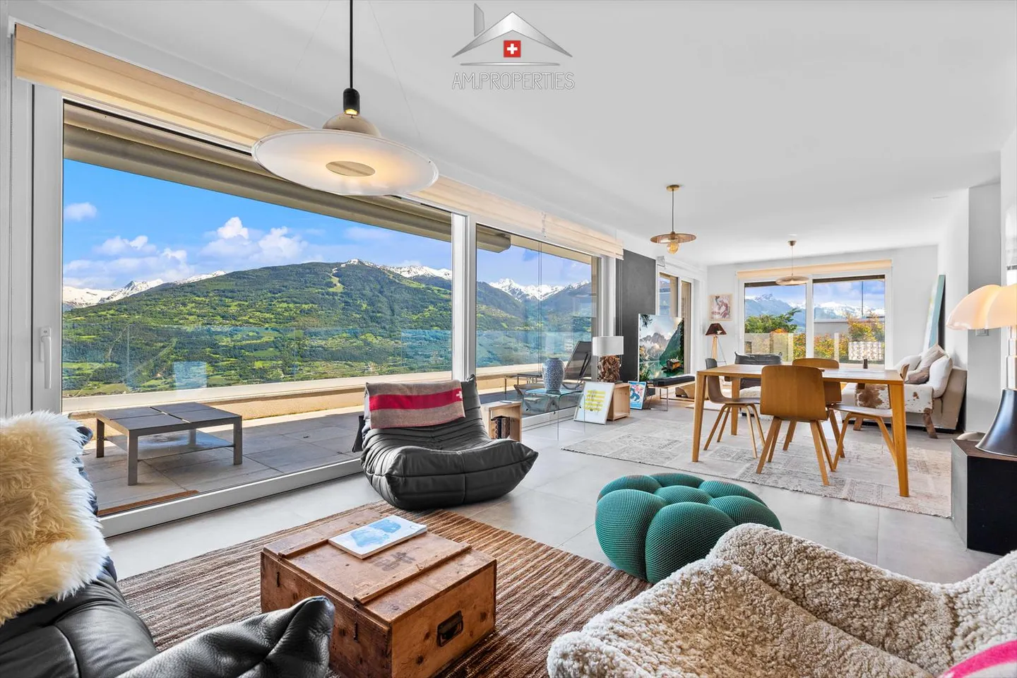 3.5 Room Apartment - Photo 2 of 9