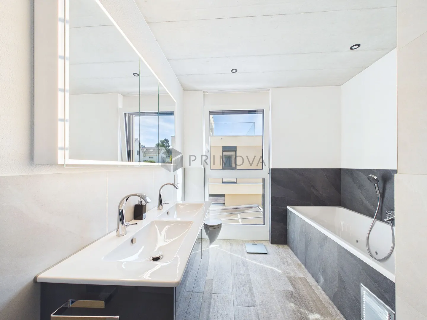 Light, Space & Panoramic View - Photo 8 of 12