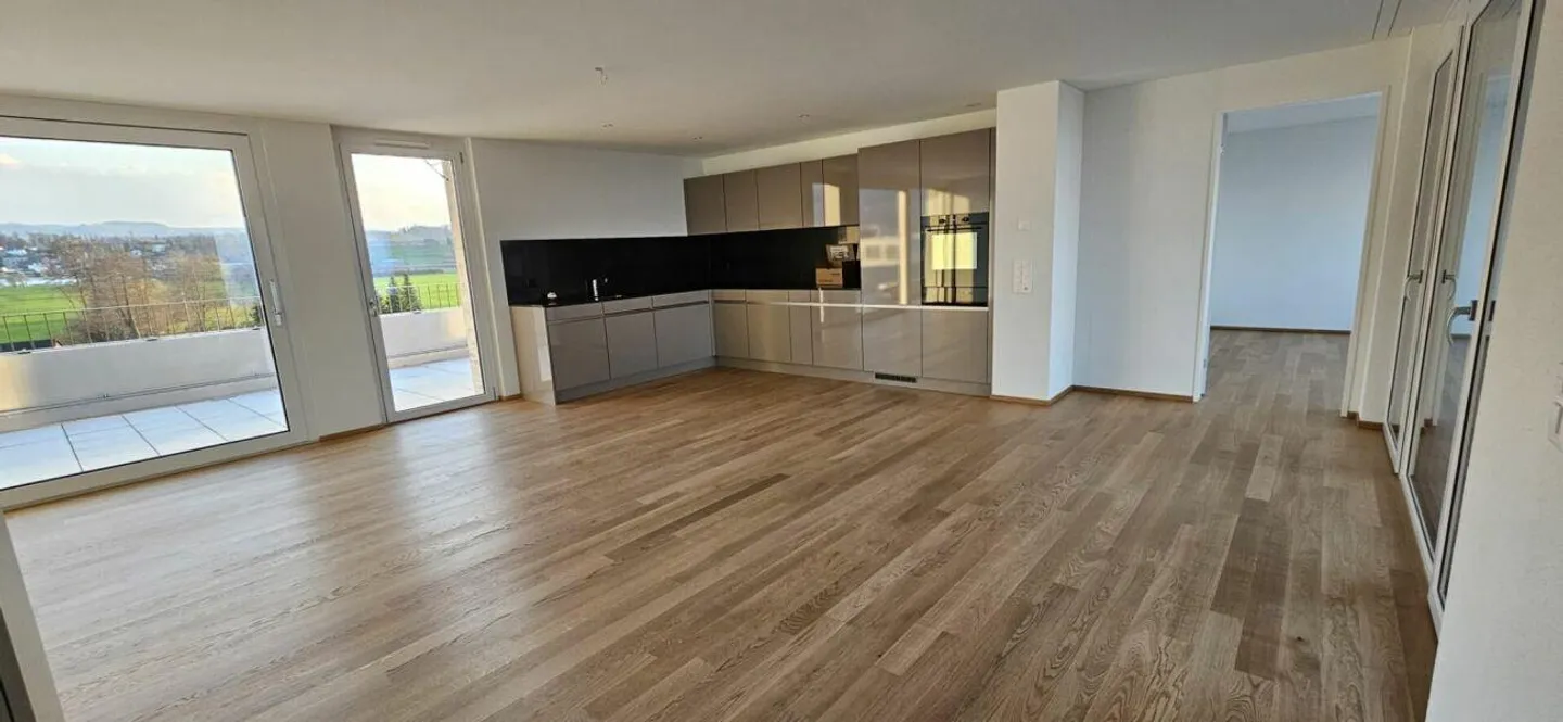 Appartement sous les combles lumineux au bord du lac - Photo 2 sur 7