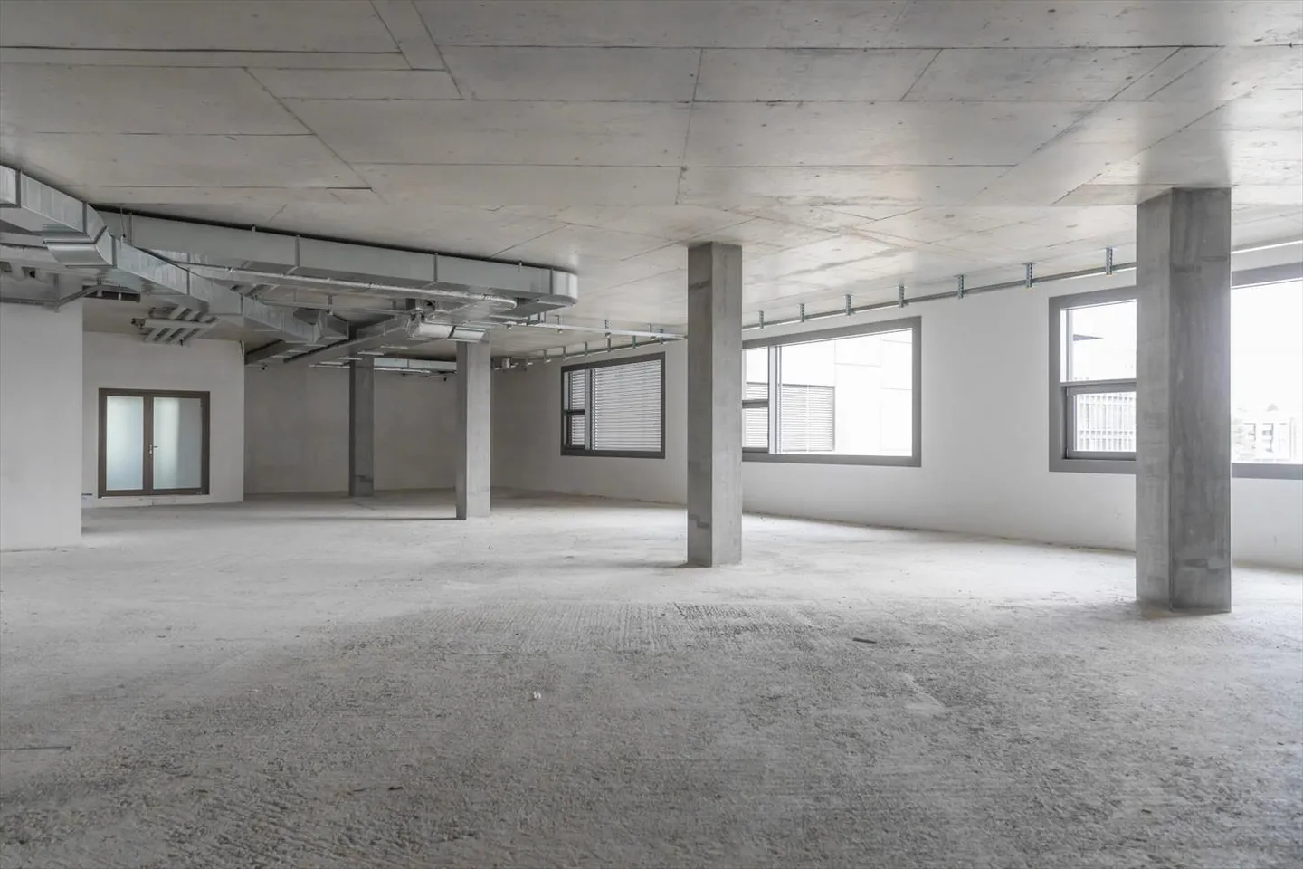 Magnifique surface de 600 m2 au 2ème étage d'un bâtiment moderne - Photo 5 sur 13
