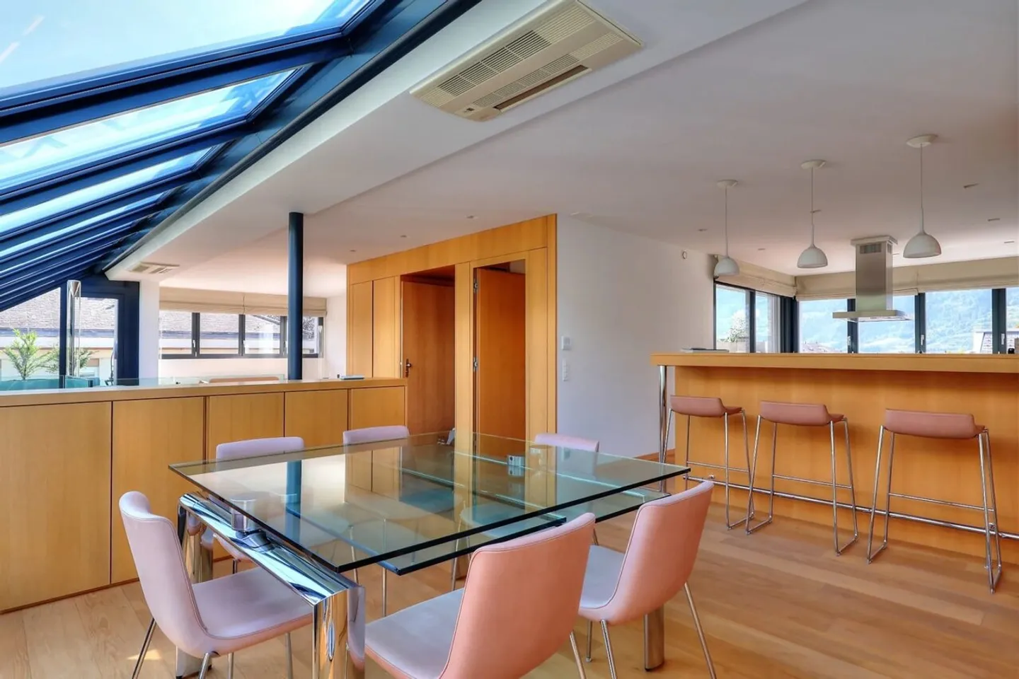 Prestigioso duplex attico con vista sui castelli - Foto 6 di 7