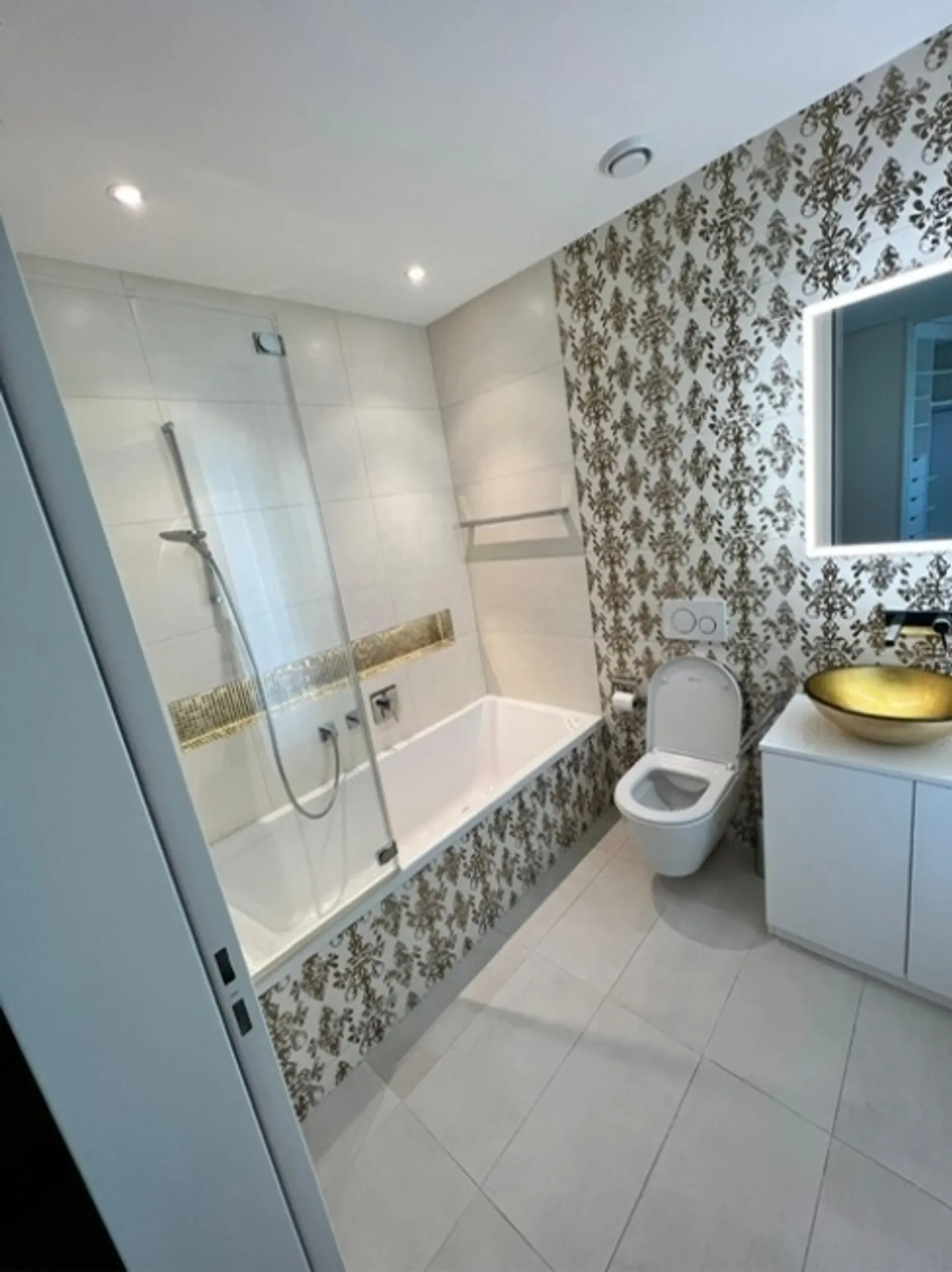 5½ ROOM APARTMENT IN UITIKON WALDEGG (ZH), FURNISHED, TEMPORARY - Photo 5 of 10