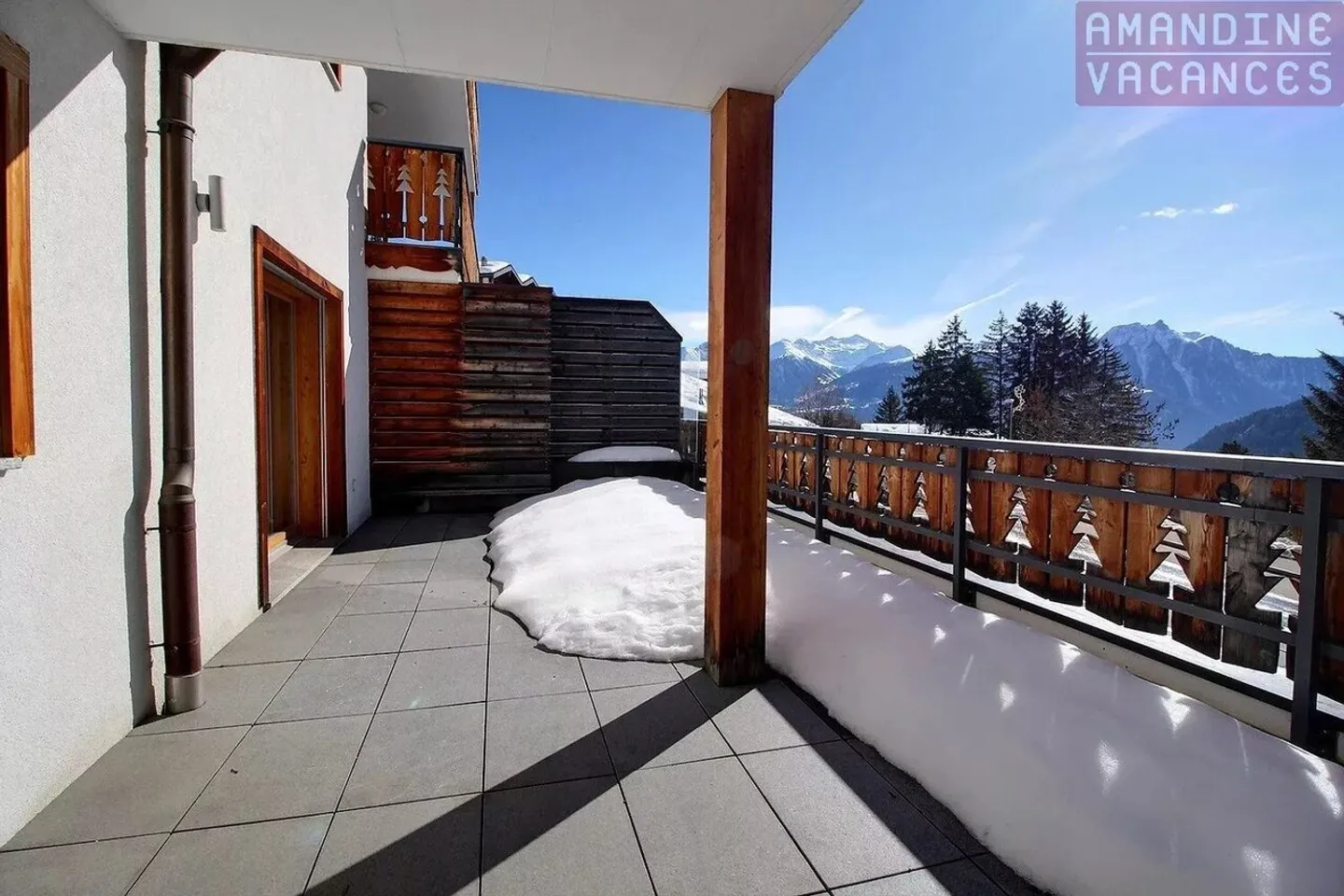 Bell'appartamento di 3,5 stanze con grande terrazza - Foto 10 di 13