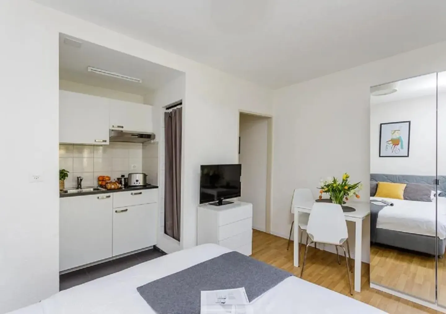 Apartment for rent - Photo 1 of 10