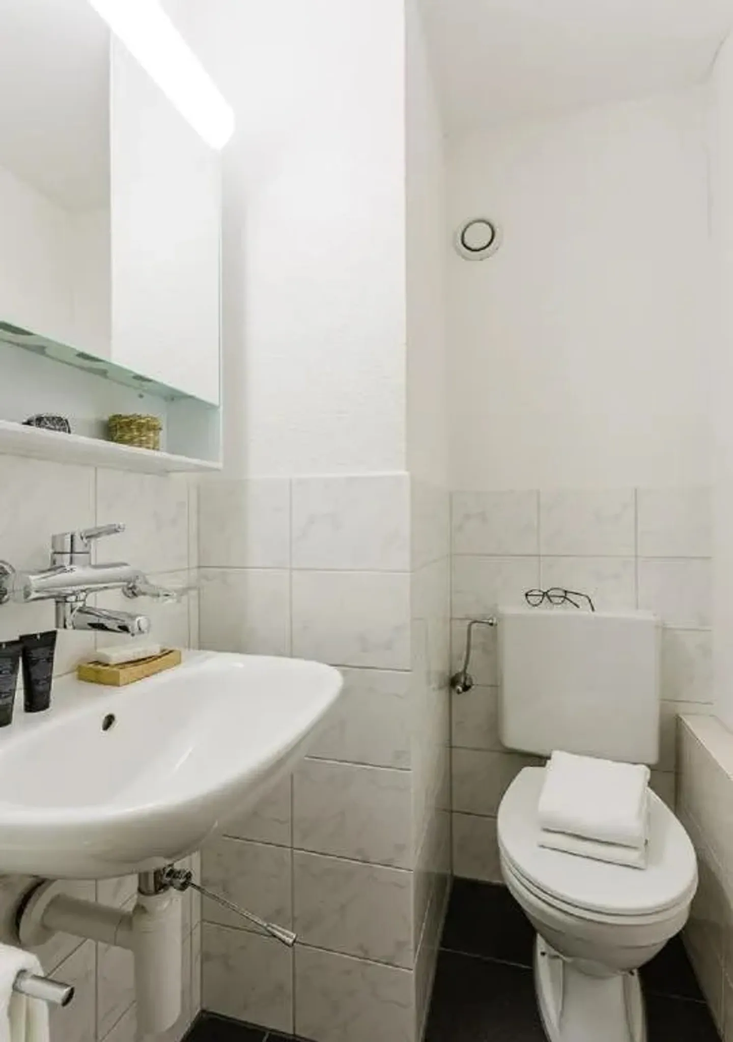 Apartment for rent - Photo 4 of 10