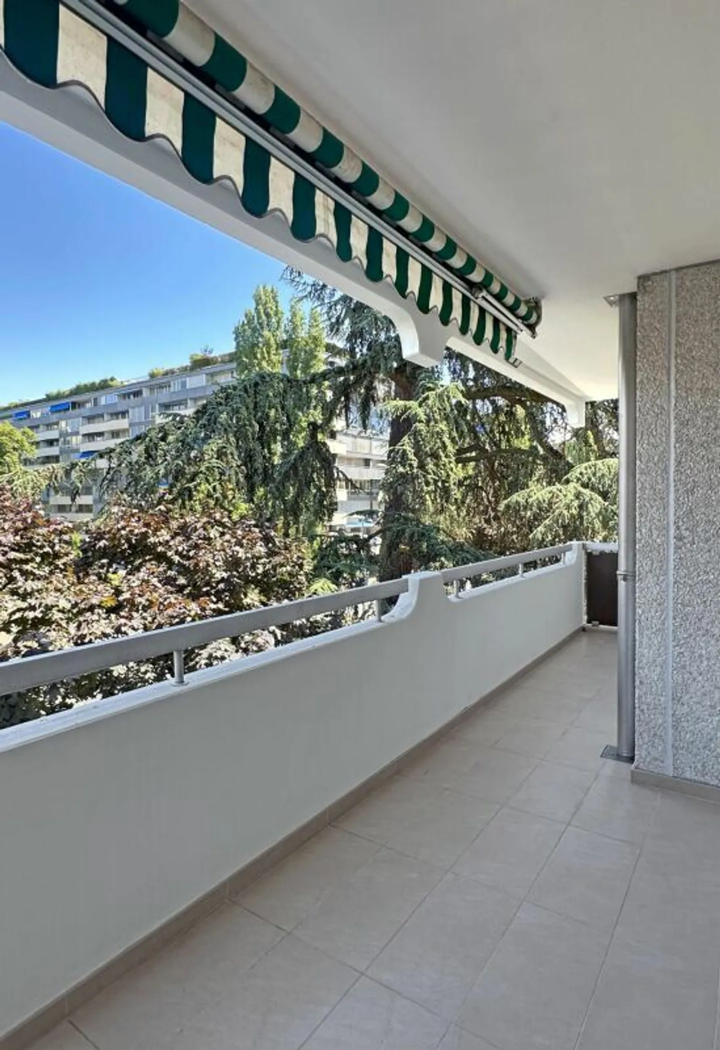 Bel Appartement 7 Pièces à Genève - Photo 13 sur 32