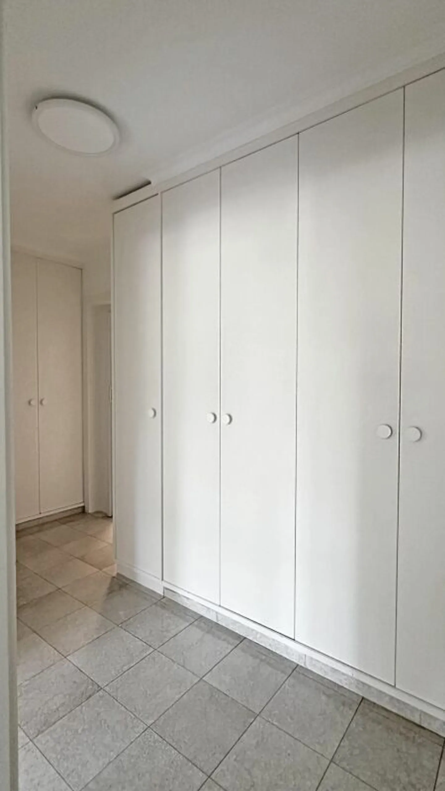 Bel Appartement 7 Pièces à Genève - Photo 27 sur 32