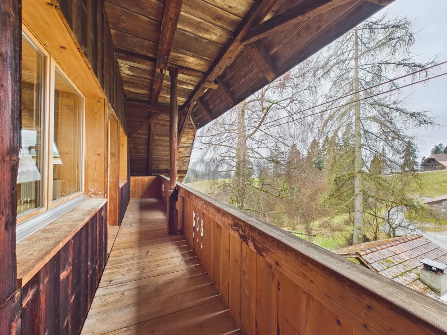 4.5-room penthouse in a quiet, sunny location - Photo 8 of 13