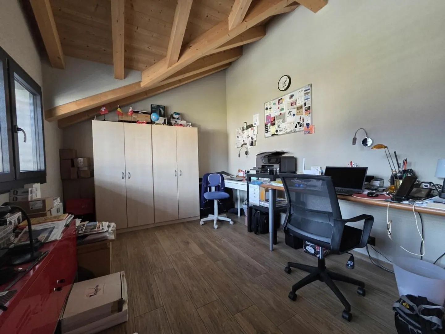 Appartement spacieux de 5,0 pièces avec garage et places de parking au centre - Photo 7 sur 9