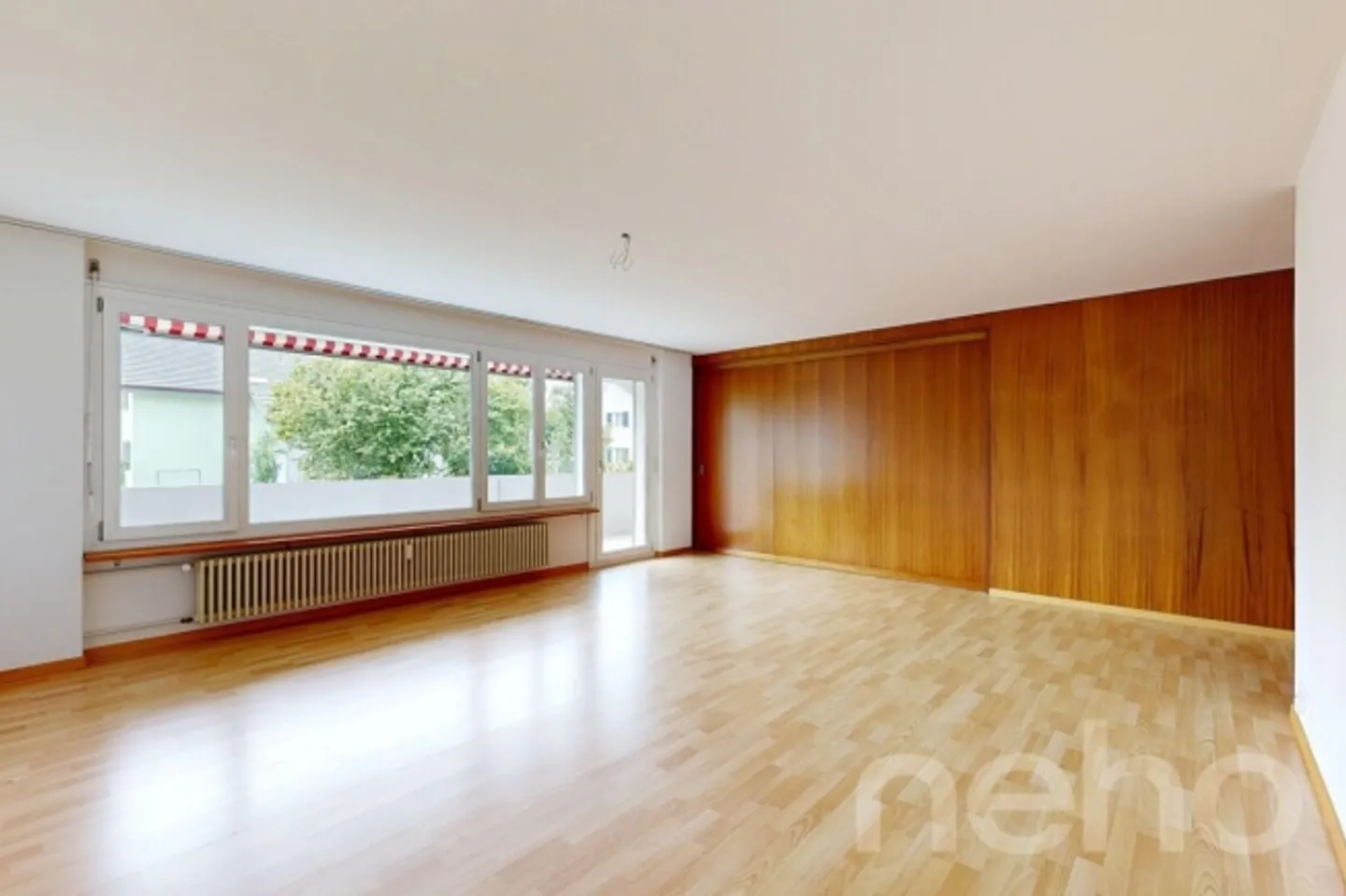 4.5-room apartment on the raised ground floor - sunny, quiet and central - Photo 2 of 12