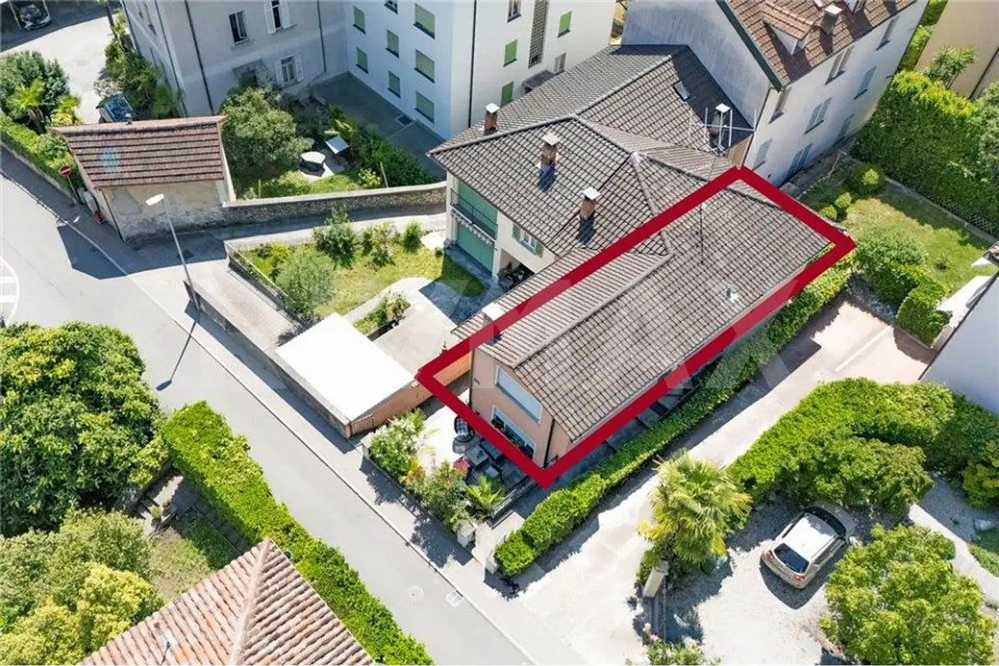House with two 4.5-room apartments - Photo 7 of 13