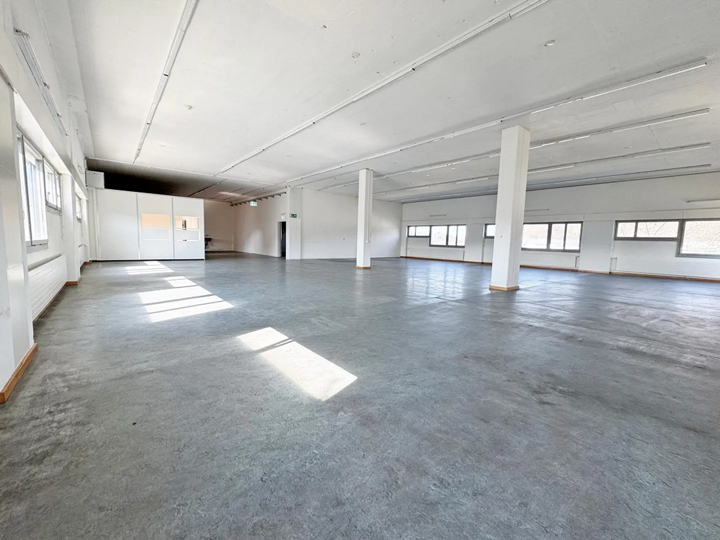 Spazi di stoccaggio e commerciali individuali - Foto 1 di 10