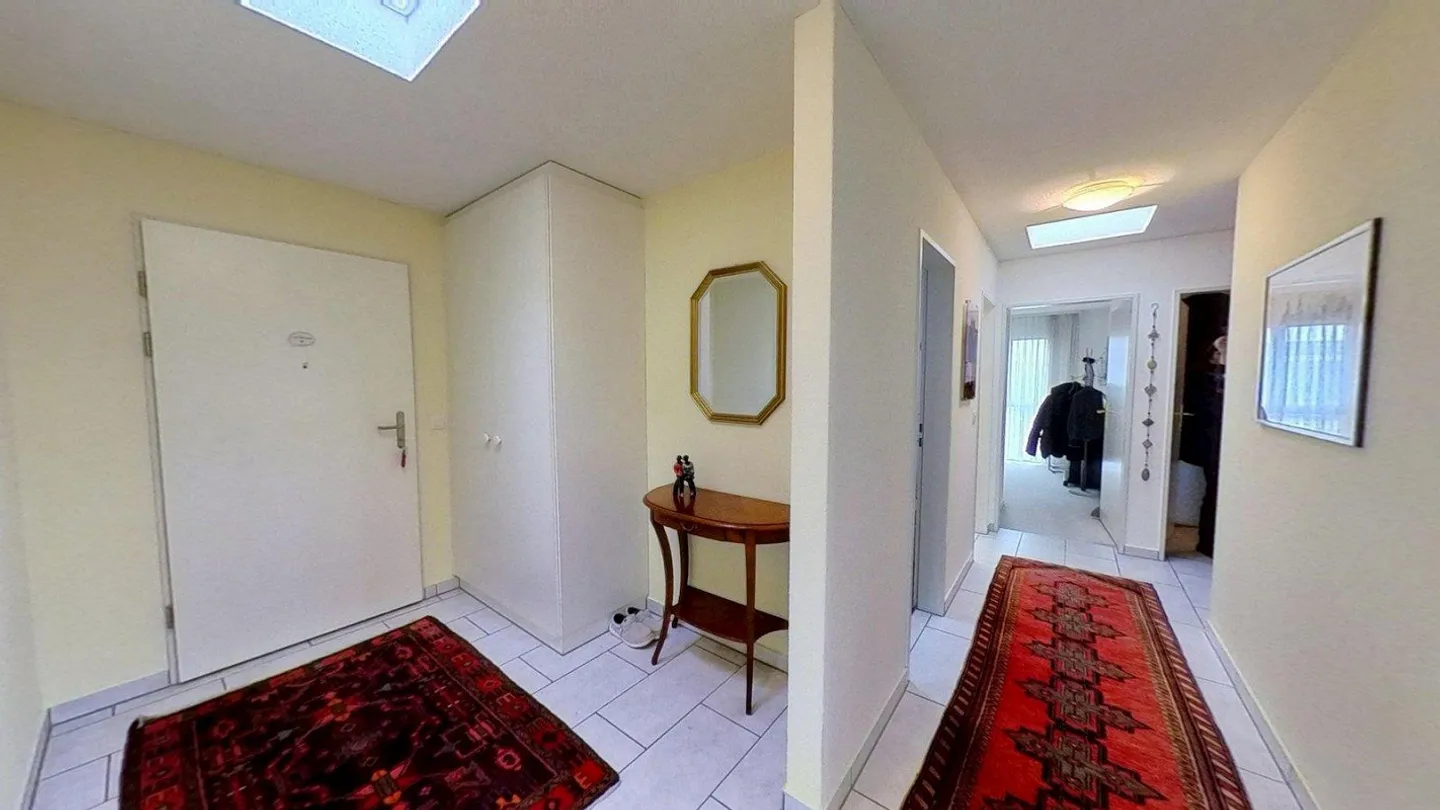 AgentSelly - Sunny Penthouse Apartment with Large Terrace - Photo 4 of 12