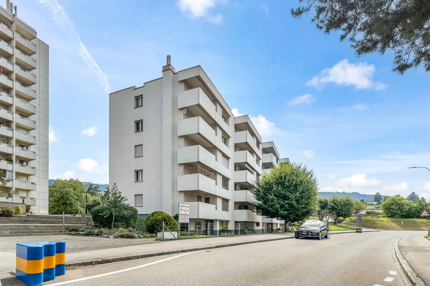 Partially renovated 3.5-room apartment in a central location in Goldach - Photo 1 of 7