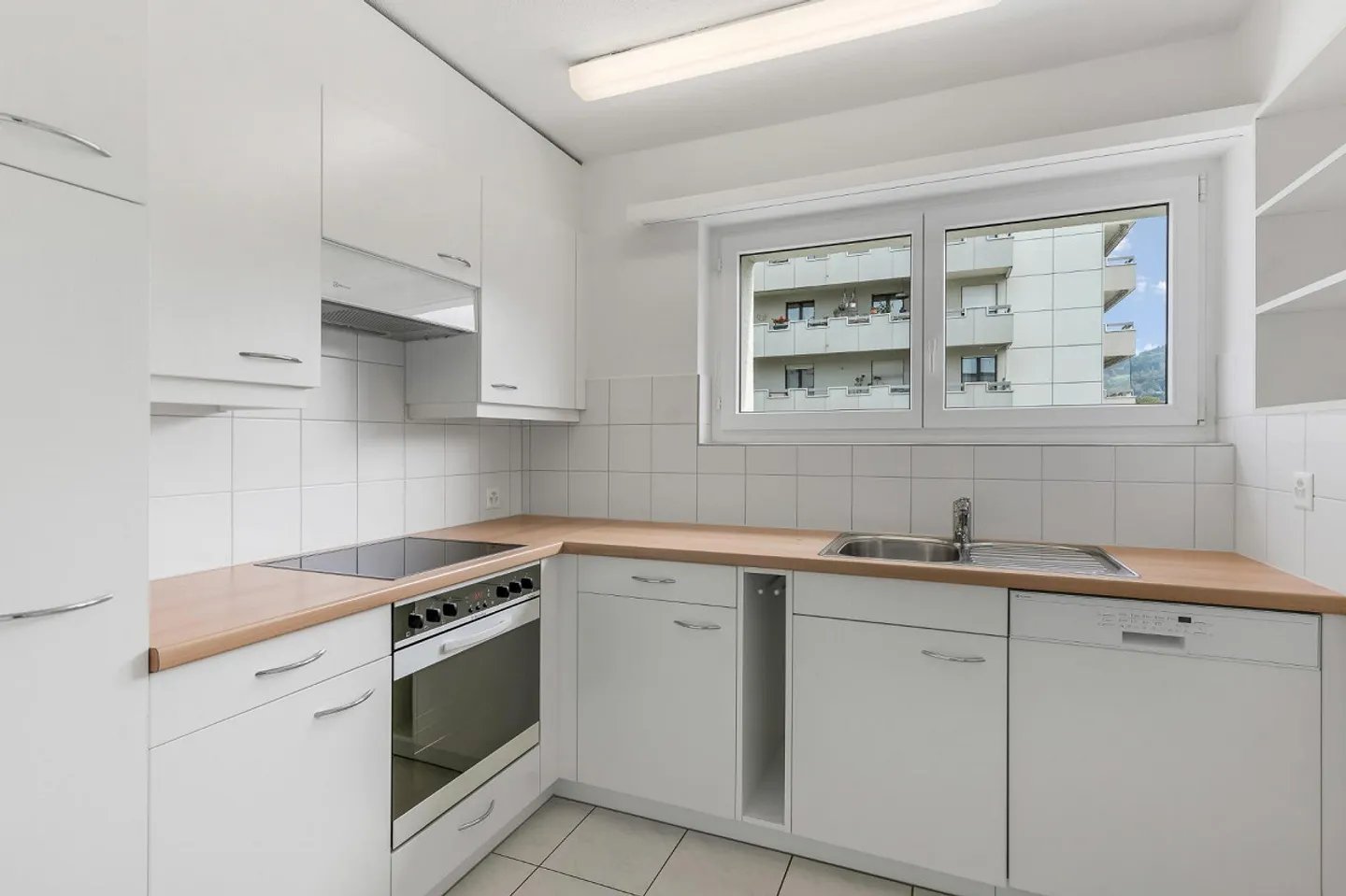 Partially renovated 3.5-room apartment in a central location in Goldach - Photo 2 of 7