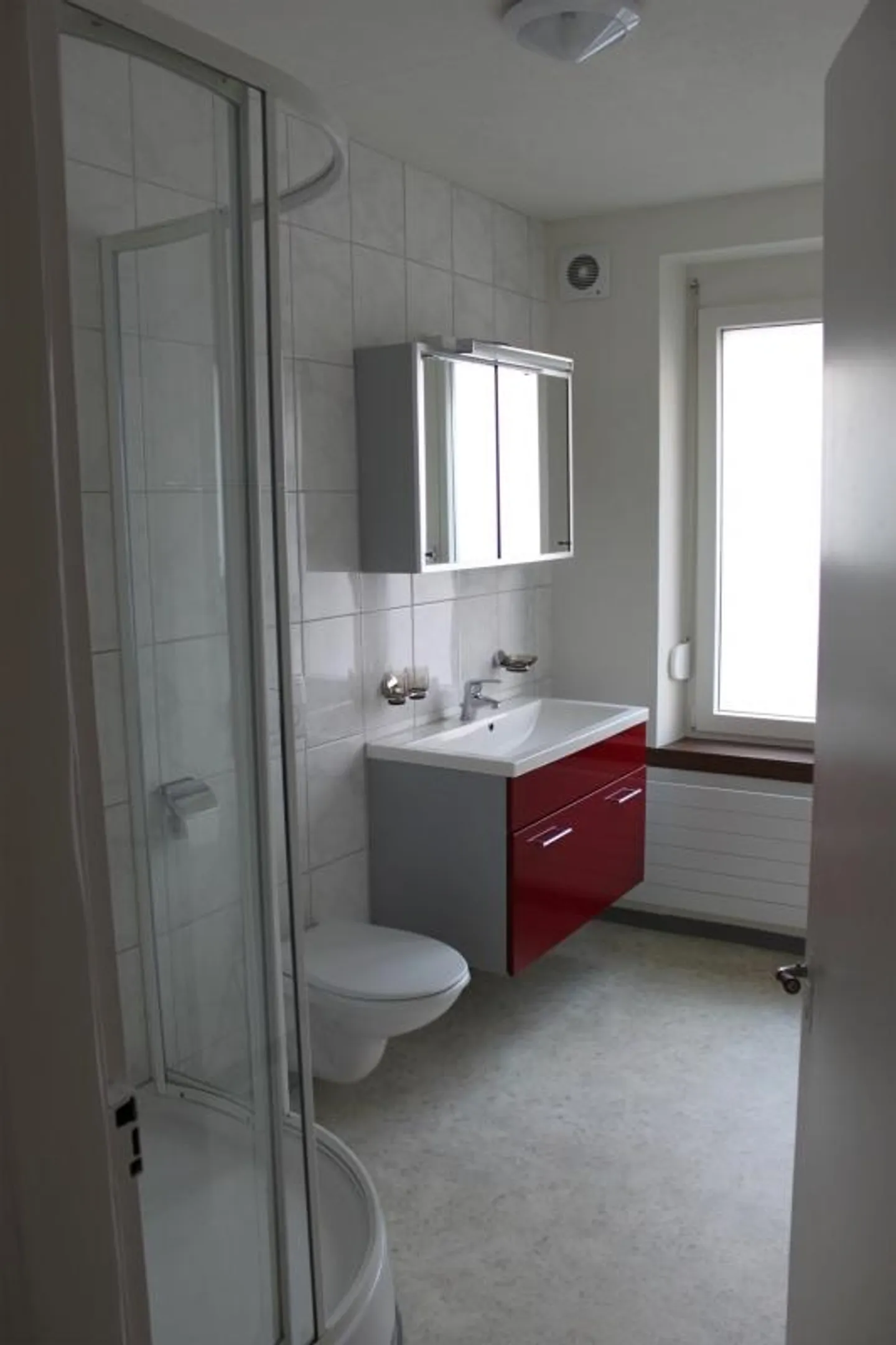 3 Zi.-Wohnung, Parterre, ruhige Lage, sonniger Balkon - Foto 4 von 9