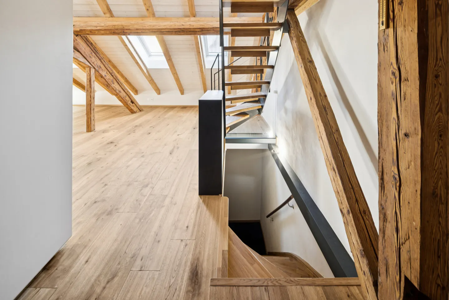 «Renoviertes Studio – Charme, Licht und Seeblick» - Foto 7 von 9