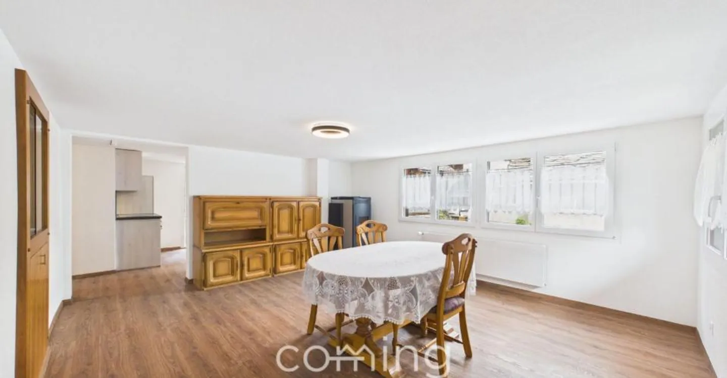 Vivre avec une vue de rêve à Saas-Balen - Charmant appartement de 4,5 pièces avec vue sur la montagne - Photo 1 sur 13