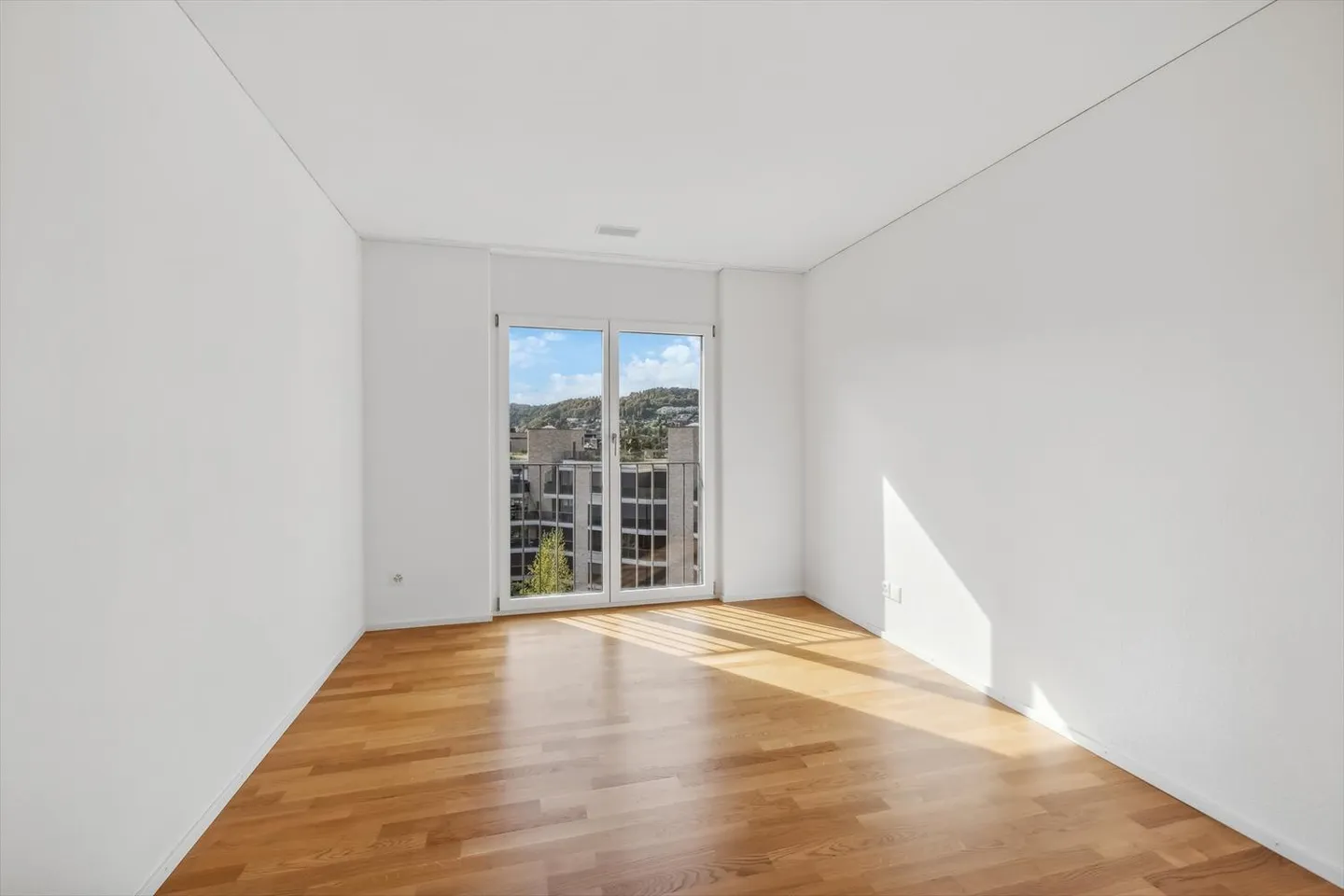 Modern apartment directly at the edge of the forest - Photo 7 of 9