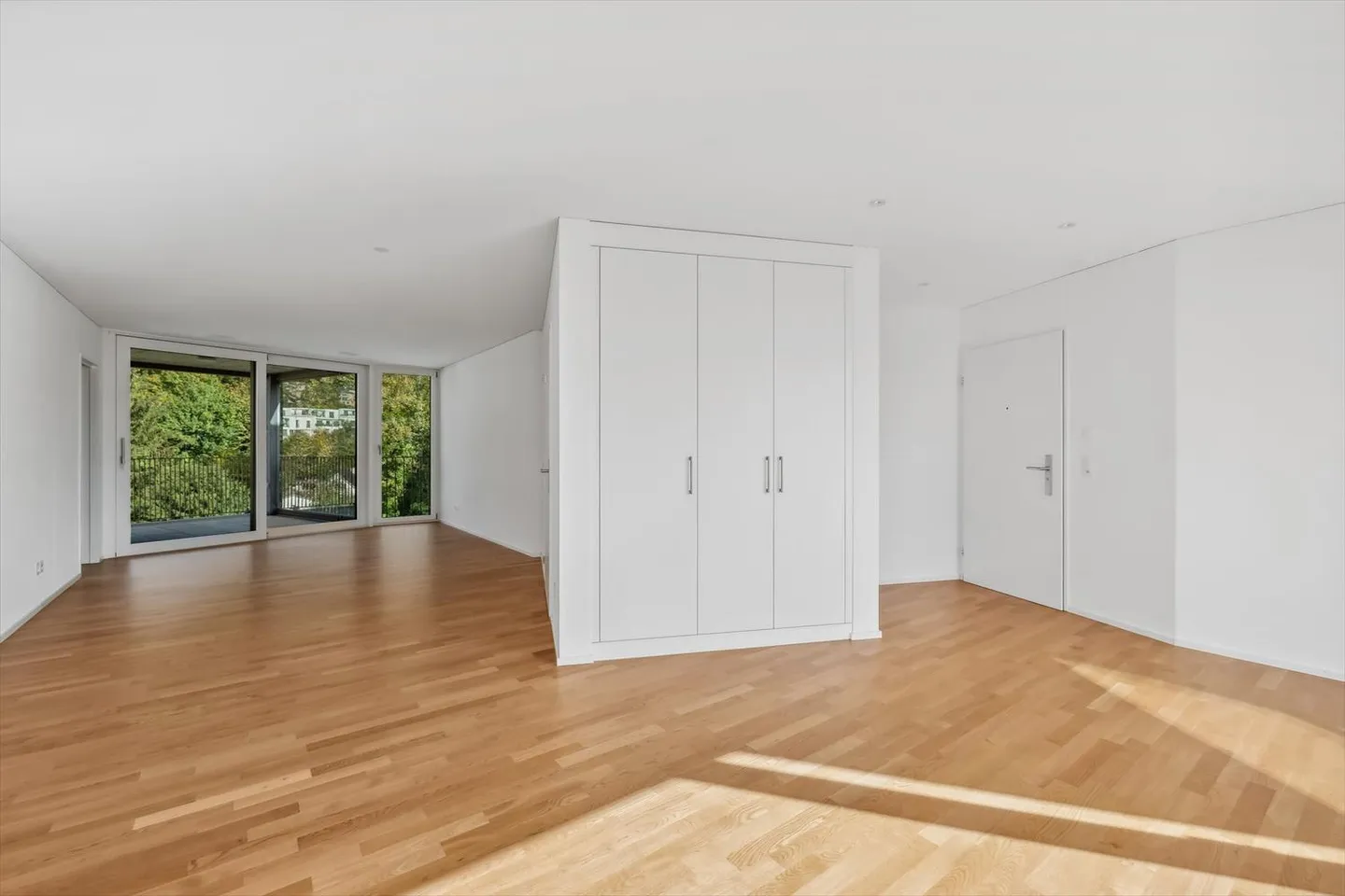 Modern apartment directly at the edge of the forest - Photo 8 of 9