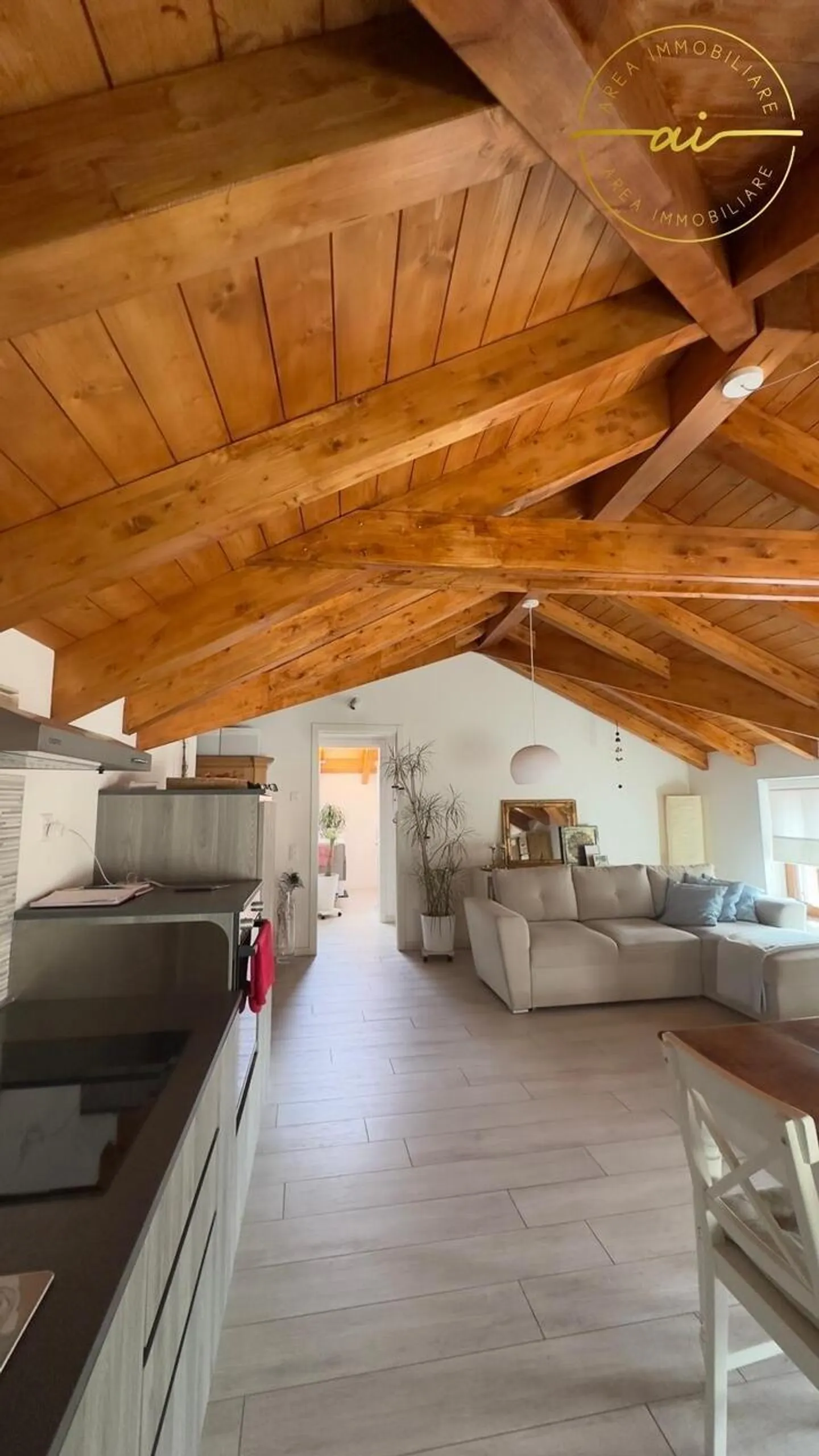 APPARTEMENT MANSARDÉ MODERNE DE 3,5 PIÈCES À BIRONICO - Photo 5 sur 5