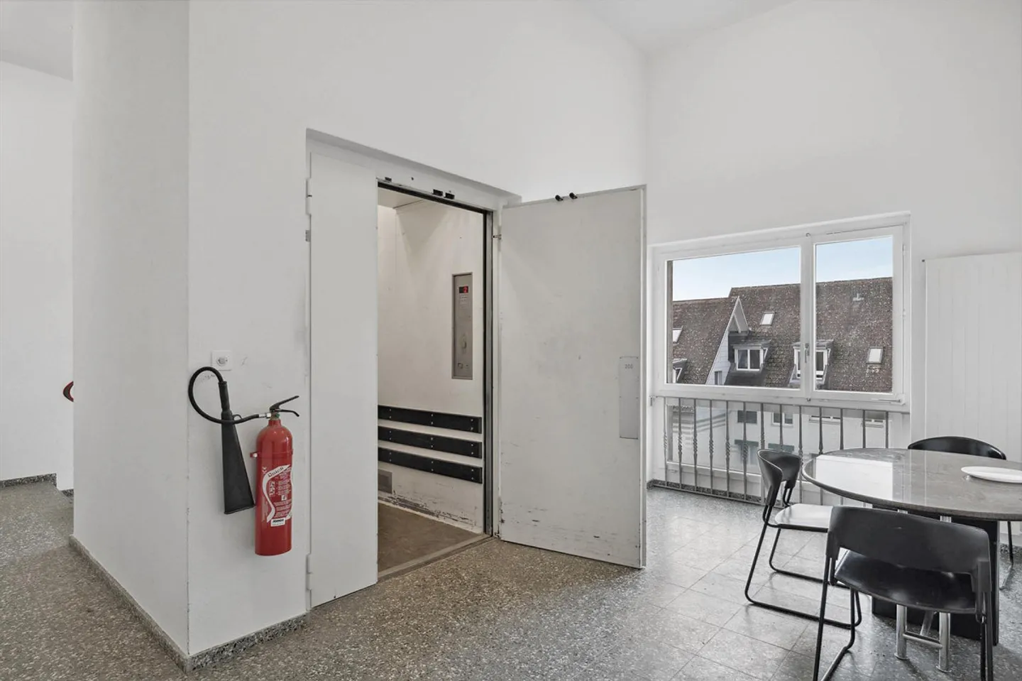 Spazi di stoccaggio e commerciali individuali - Foto 8 di 10