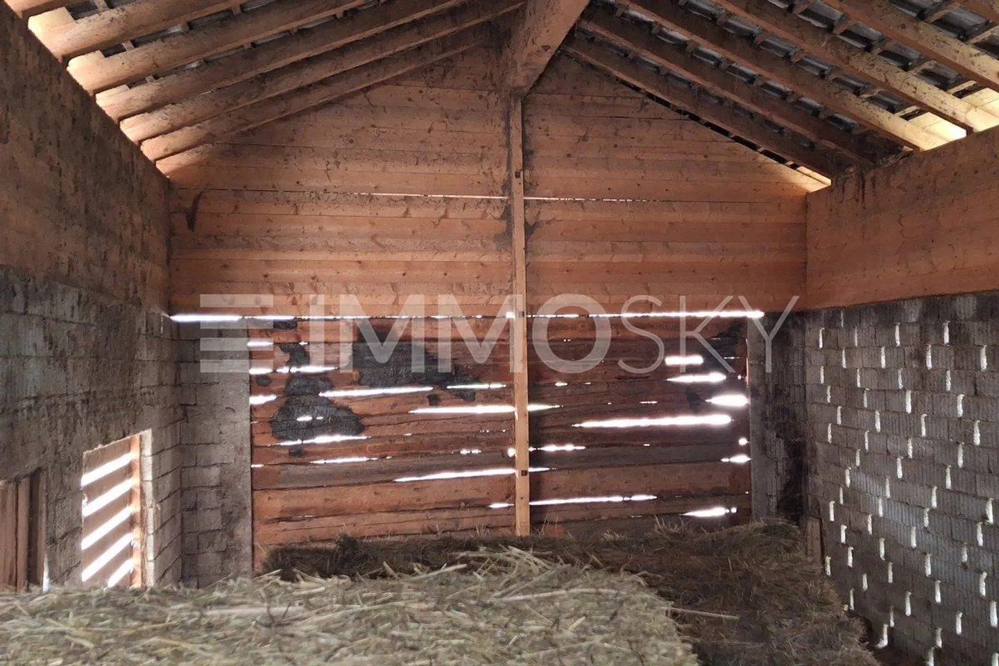 Barn to Renovate in Evolène - Photo 3 of 5